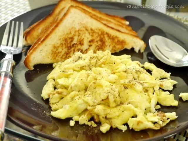 Breakfast in The Rani Garden Bed & Breakfast