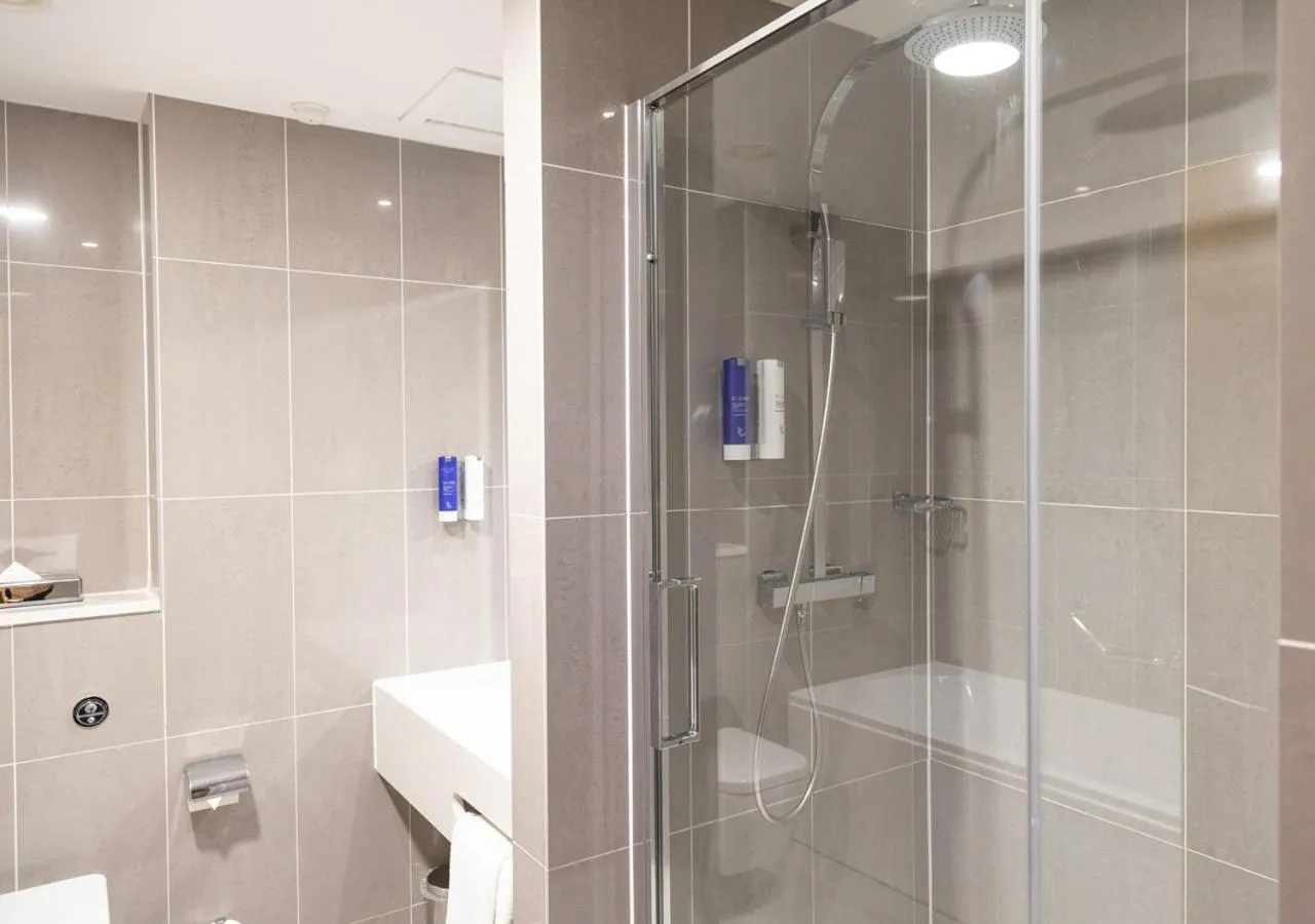 Bathroom in Vale Resort