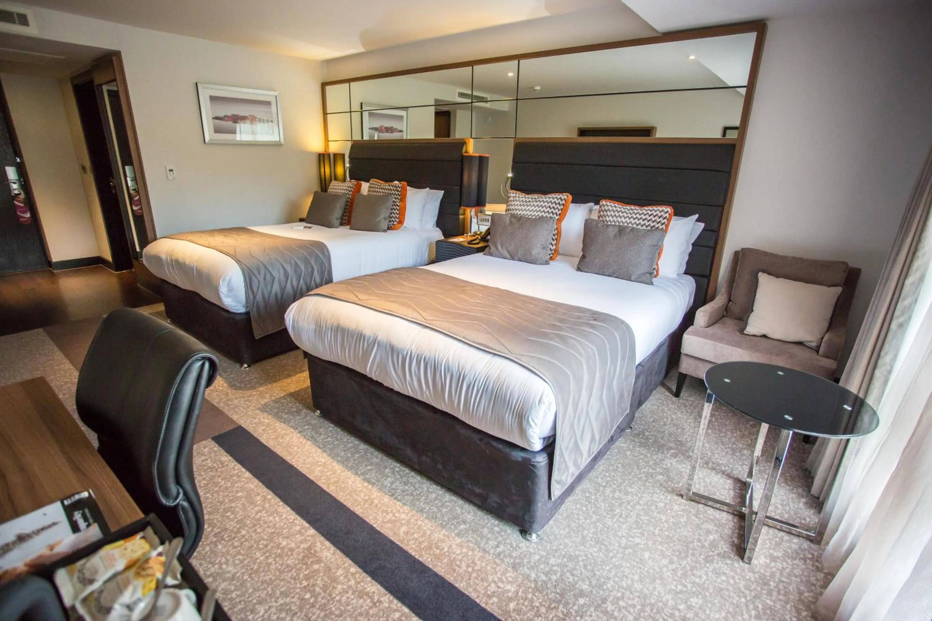 Photo of the whole room, Bed in Crowne Plaza Gerrards Cross by IHG