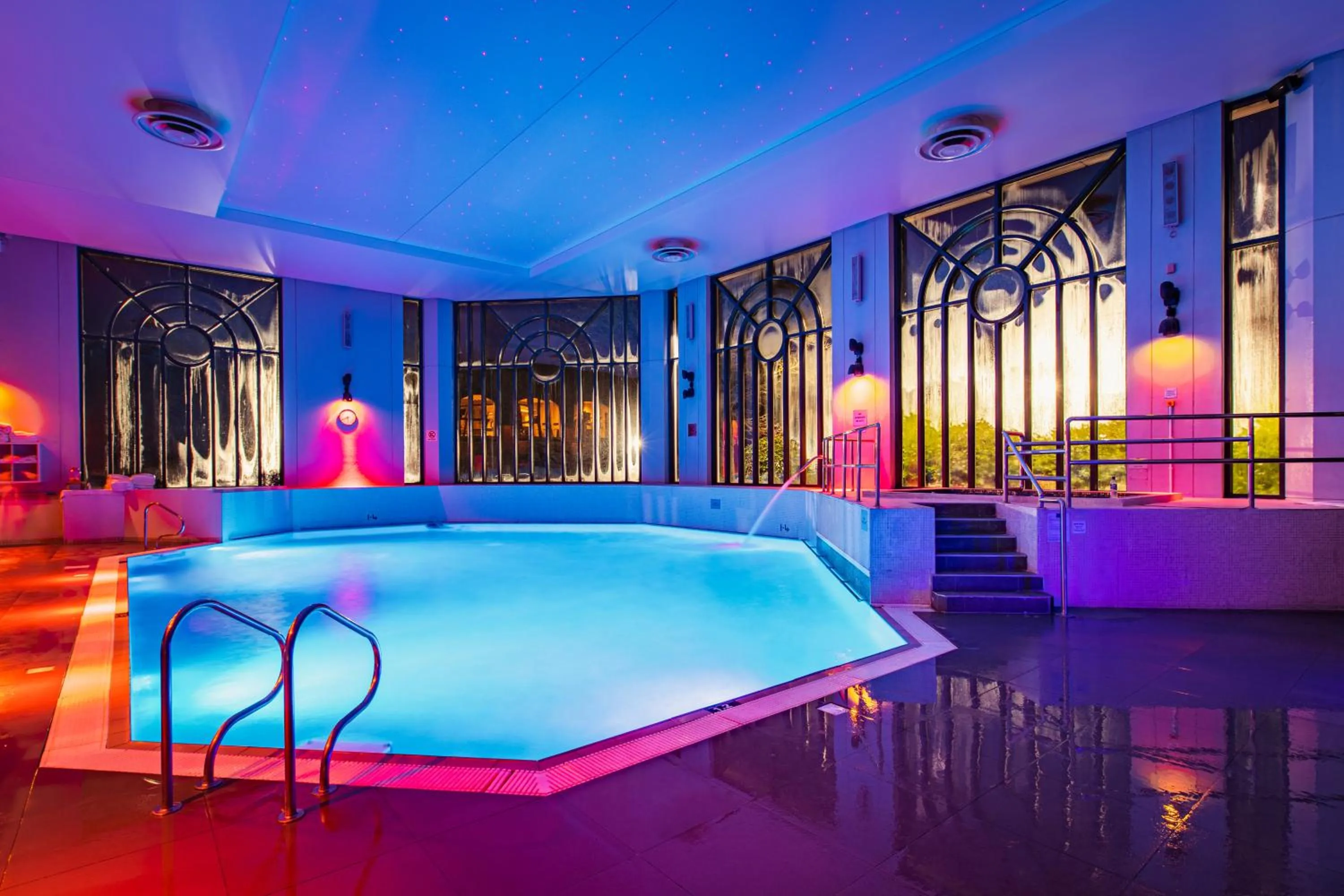 Spa and wellness centre/facilities in Crowne Plaza Gerrards Cross by IHG