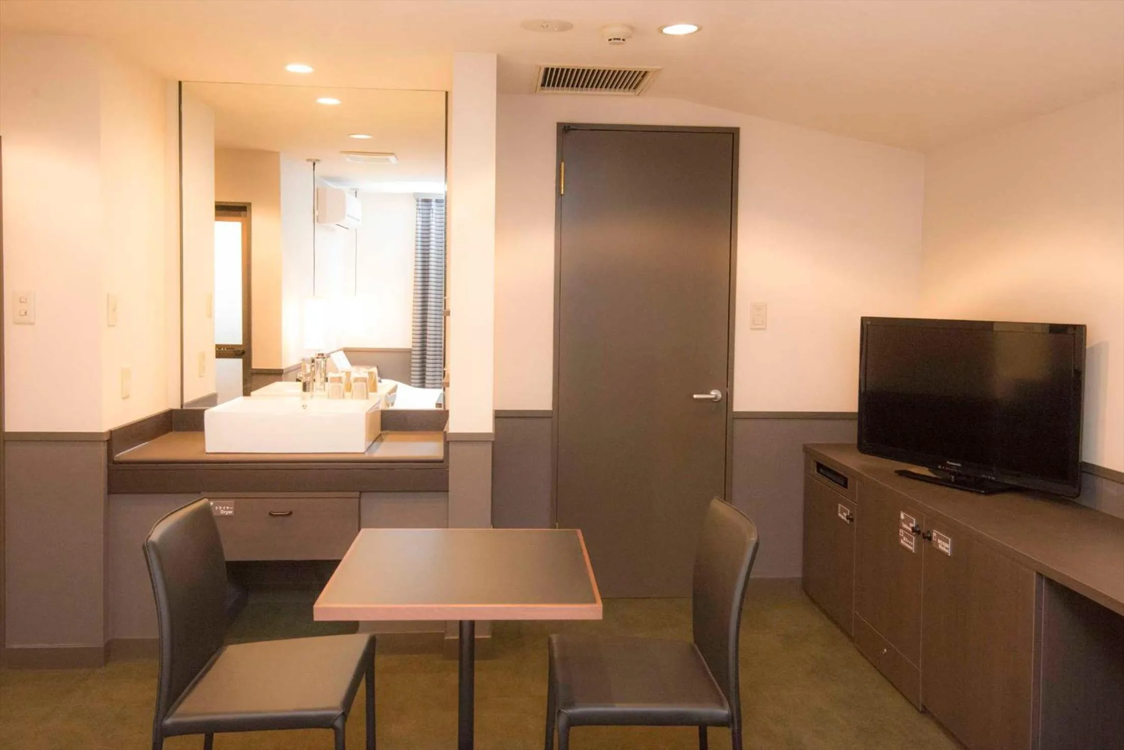 Bed in Hotel Double Funabashi