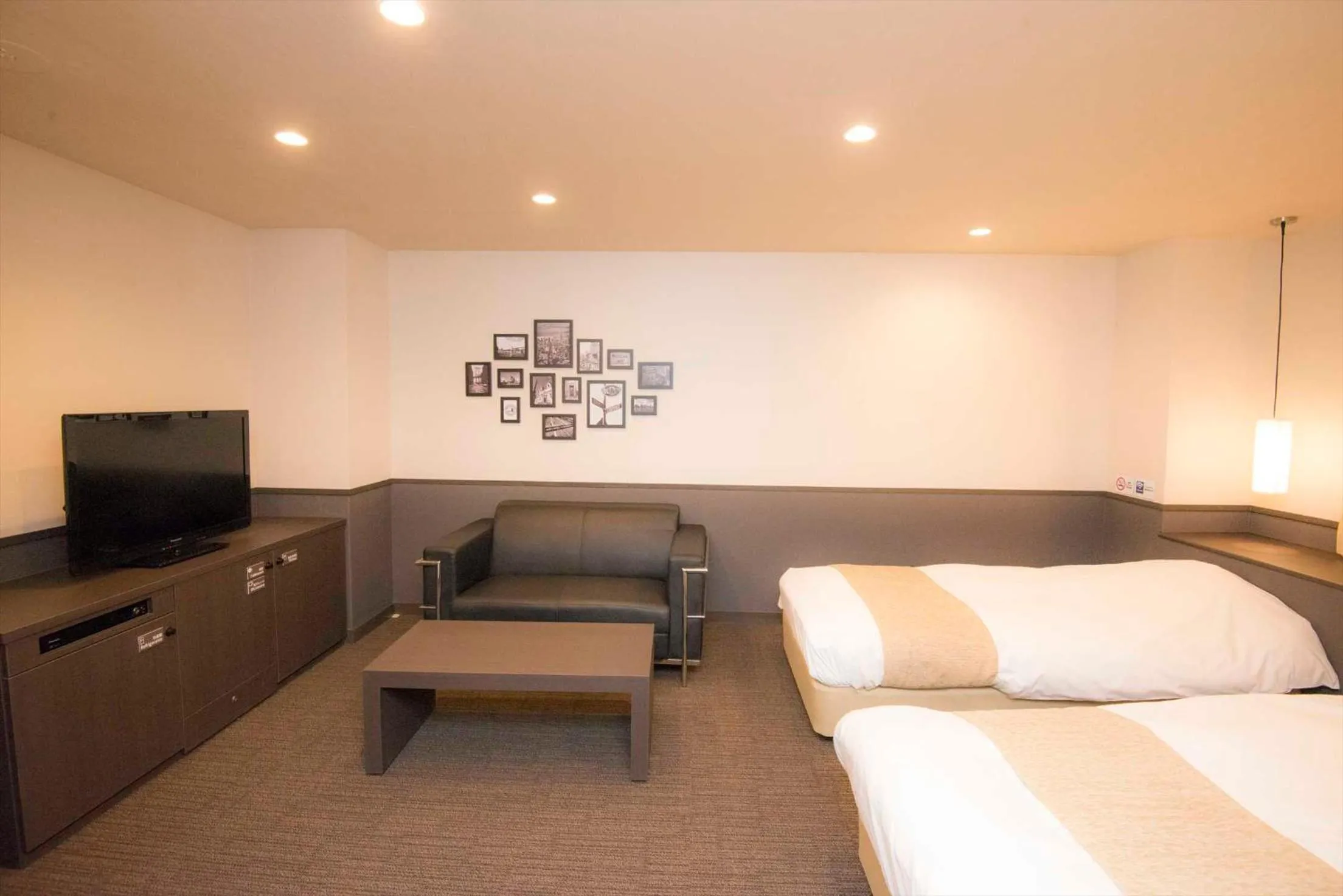 Bed in Hotel Double Funabashi