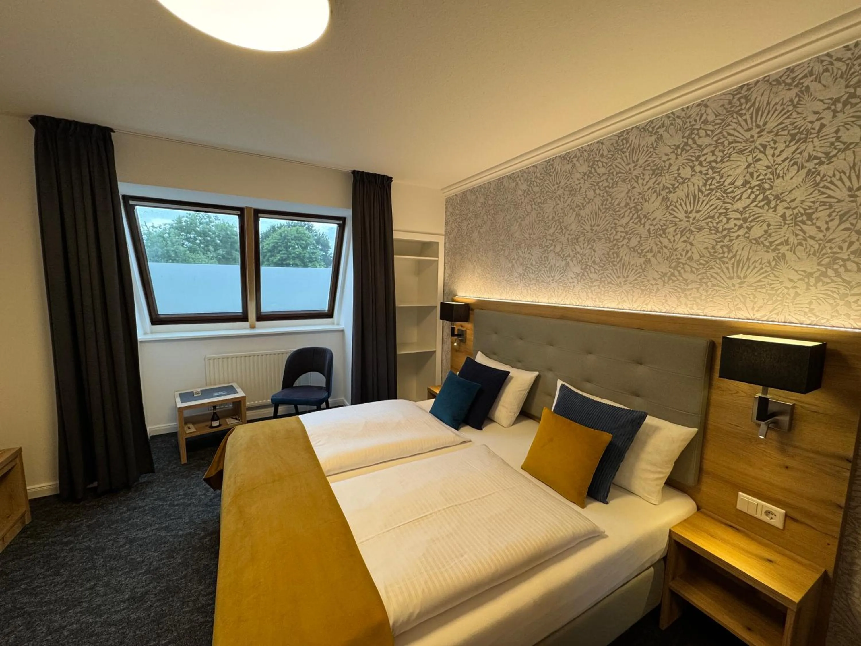 Bed in Hotel Garni am Obsthof Stade - Altes Land