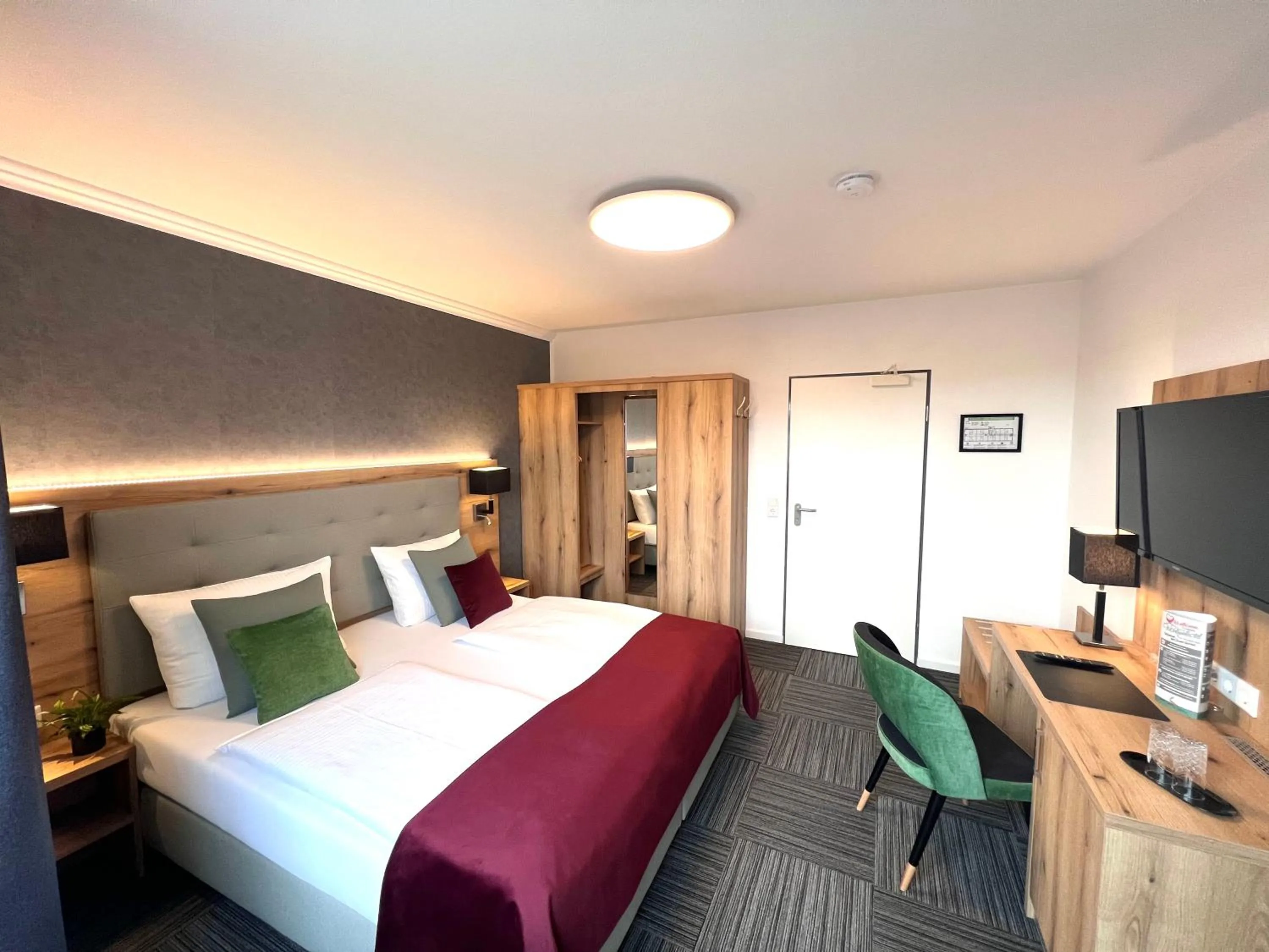 Bed in Hotel Garni am Obsthof Stade - Altes Land