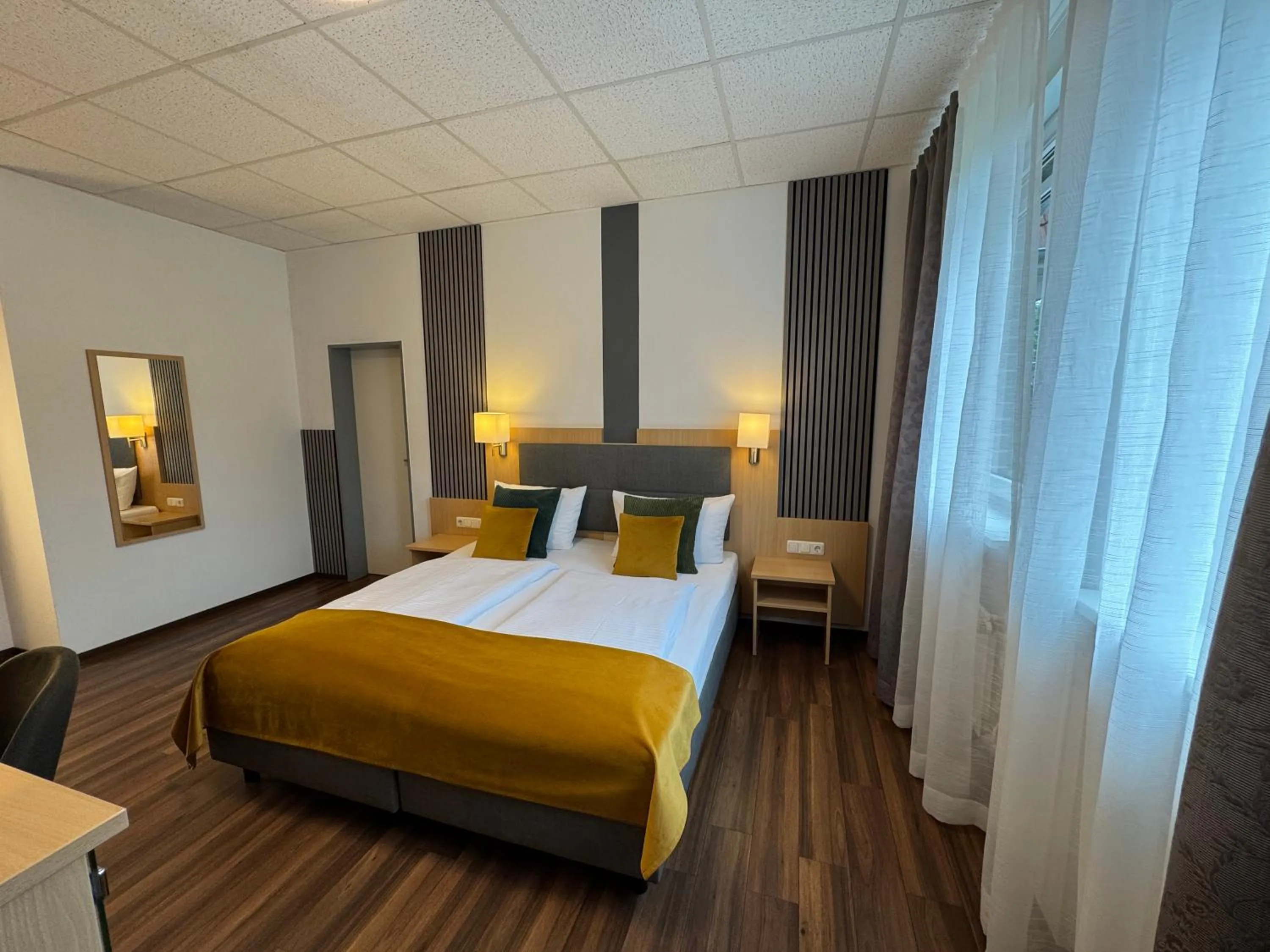 Bed in Hotel Garni am Obsthof Stade - Altes Land