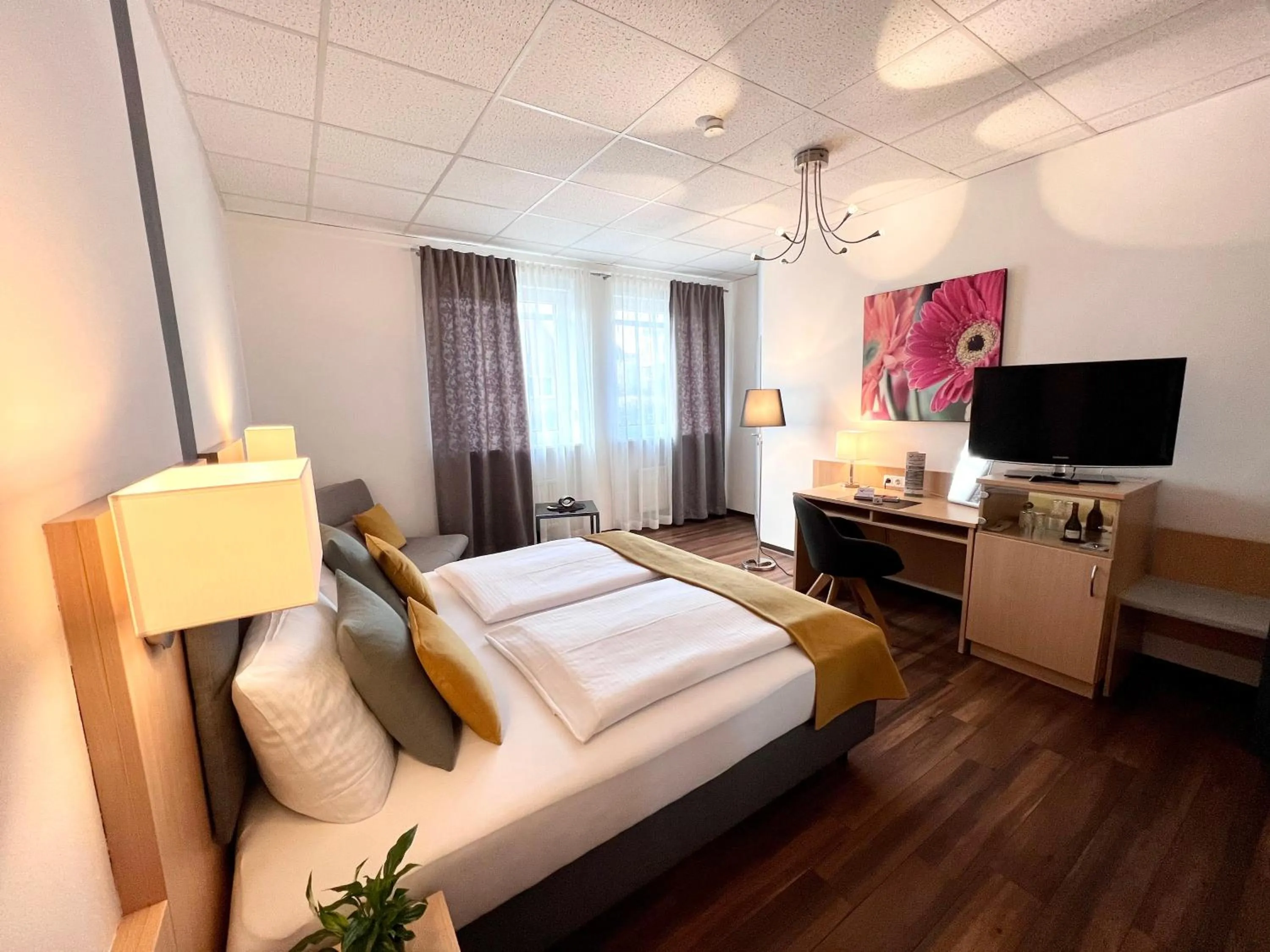 Bed in Hotel Garni am Obsthof Stade - Altes Land