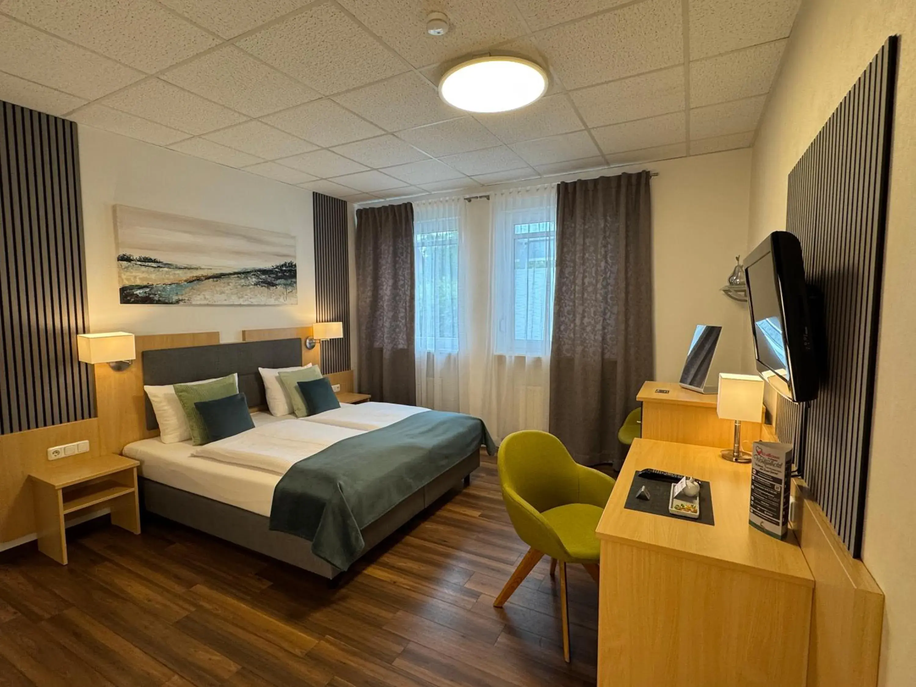 Komfort Doppelzimmer - single occupancy in Hotel Garni am Obsthof Stade - Altes Land Komfort Doppelzimmer - single occupancy in Hotel Garni am Obsthof Stade - Altes Land