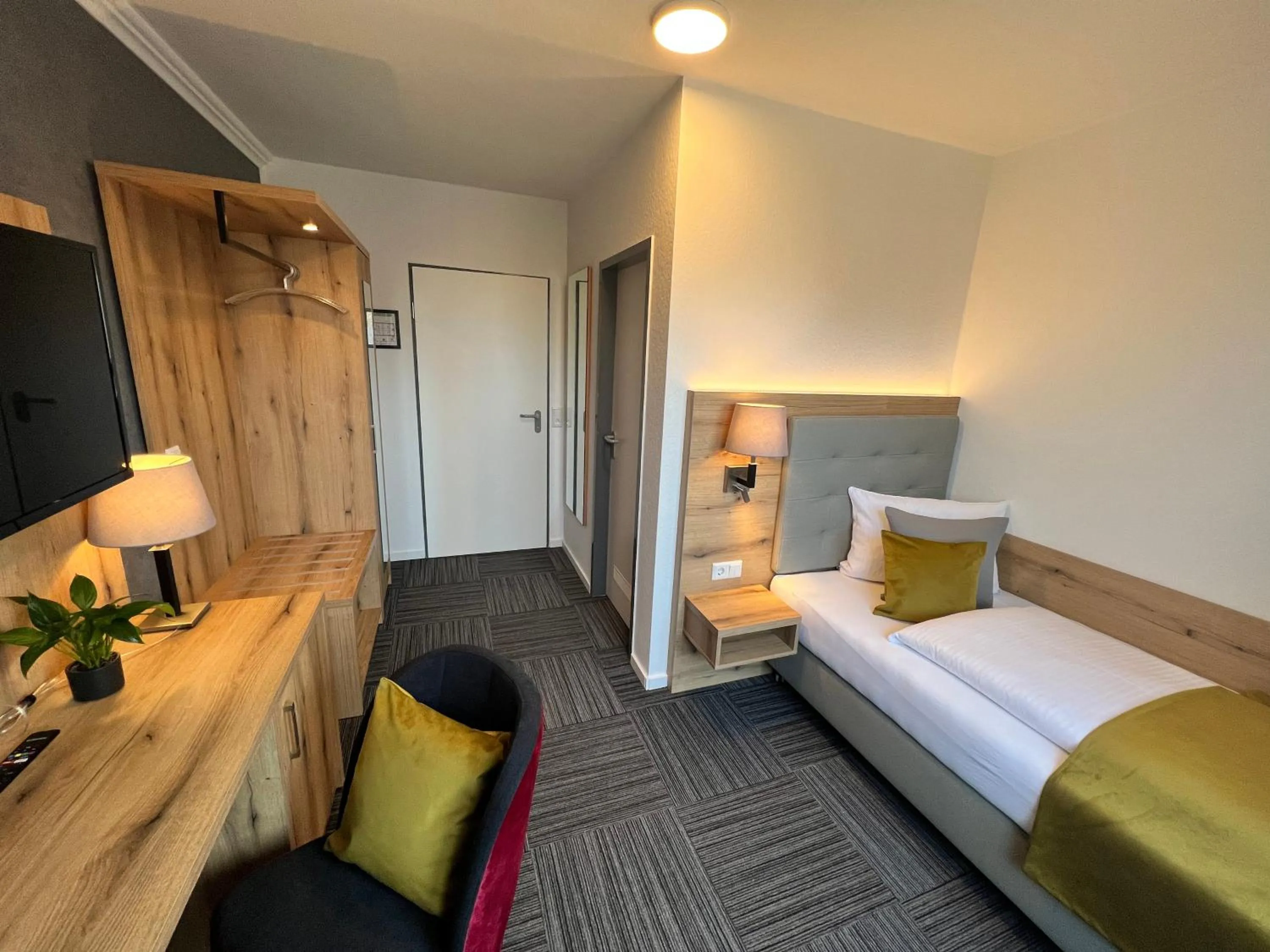 Bed in Hotel Garni am Obsthof Stade - Altes Land