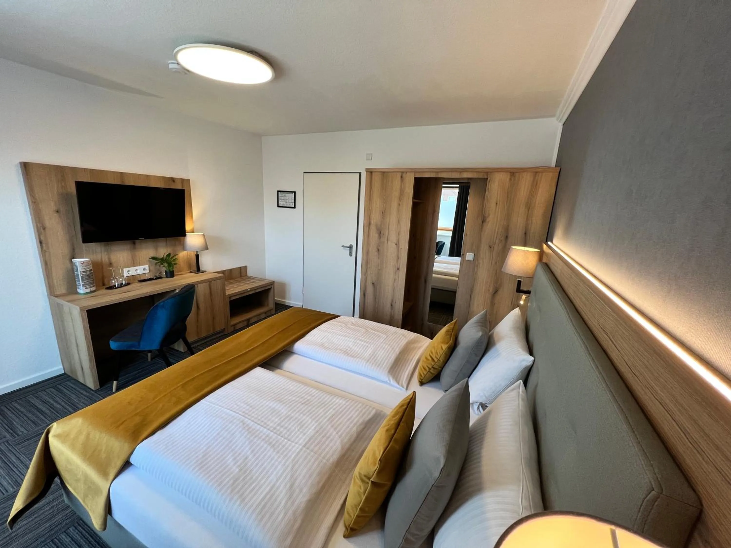 Bed in Hotel Garni am Obsthof Stade - Altes Land