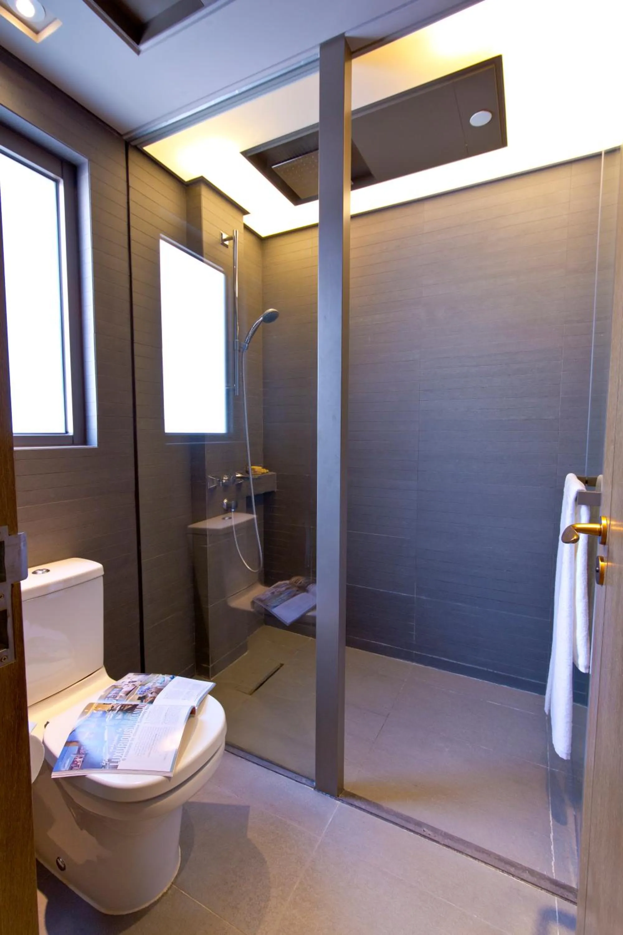 Toilet in Wanchai 88