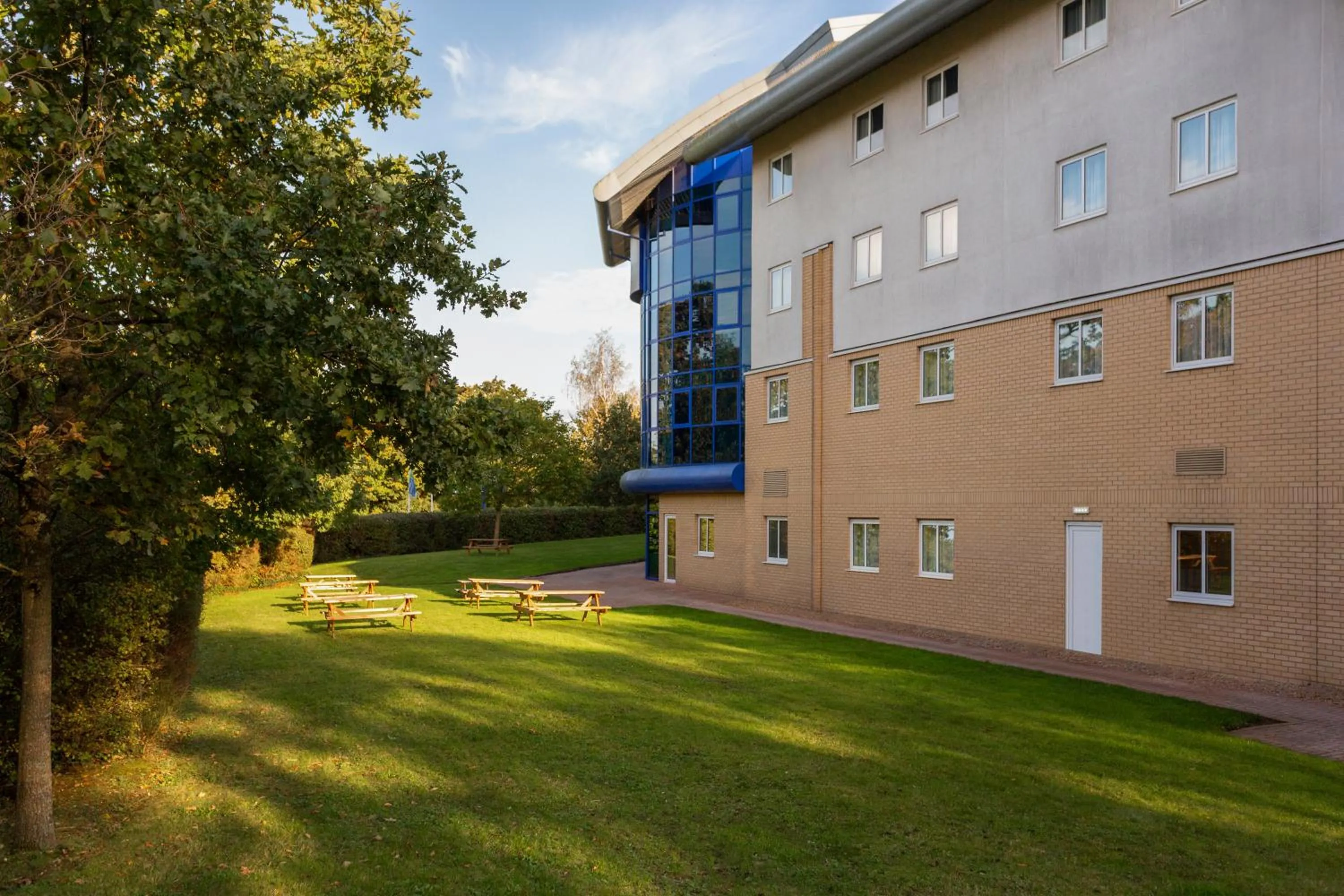 Garden in Holiday Inn Express Southampton - M27, J7 by IHG