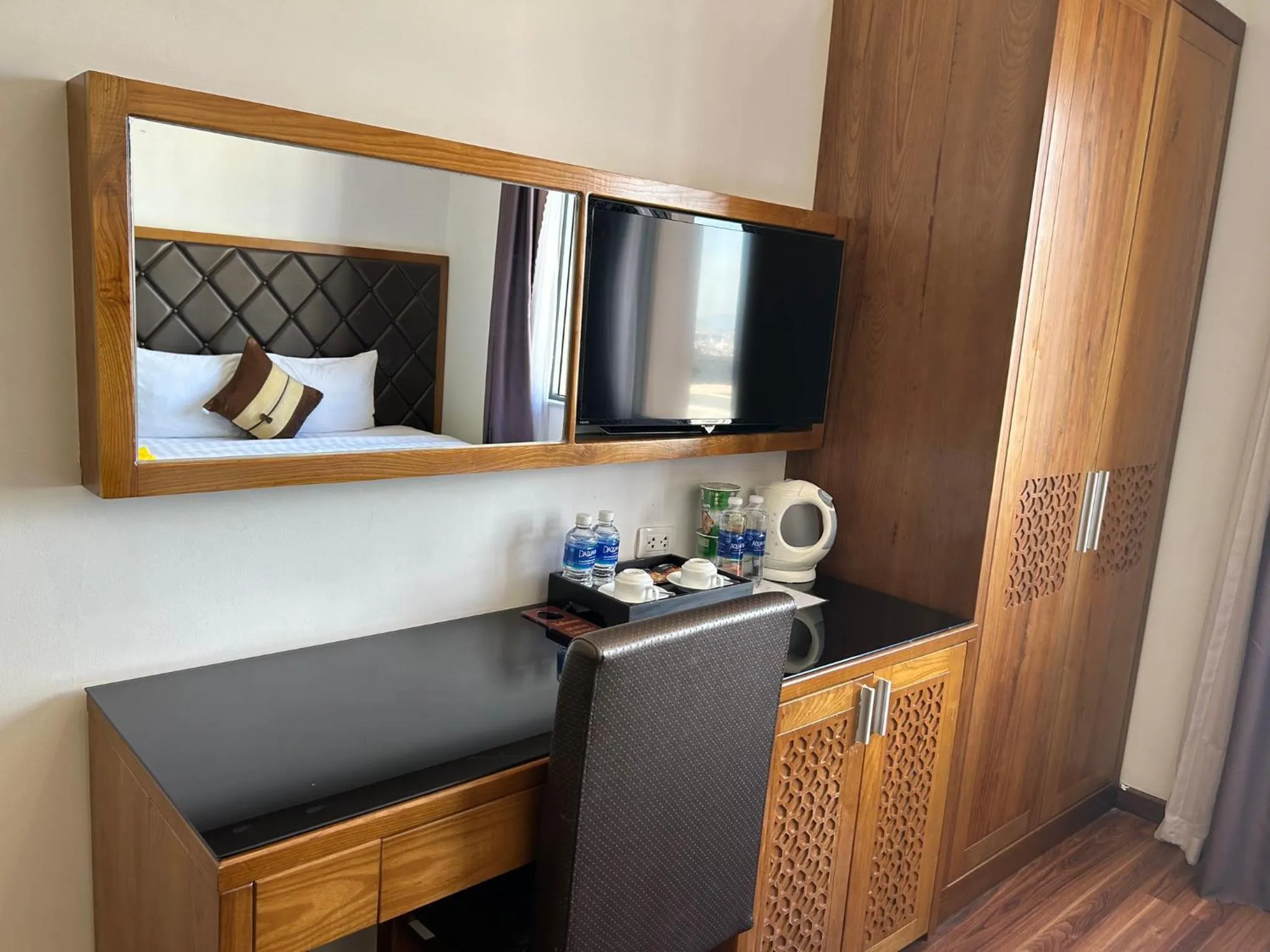 TV and multimedia in Grand Sunrise 3 Hotel & Spa Da Nang