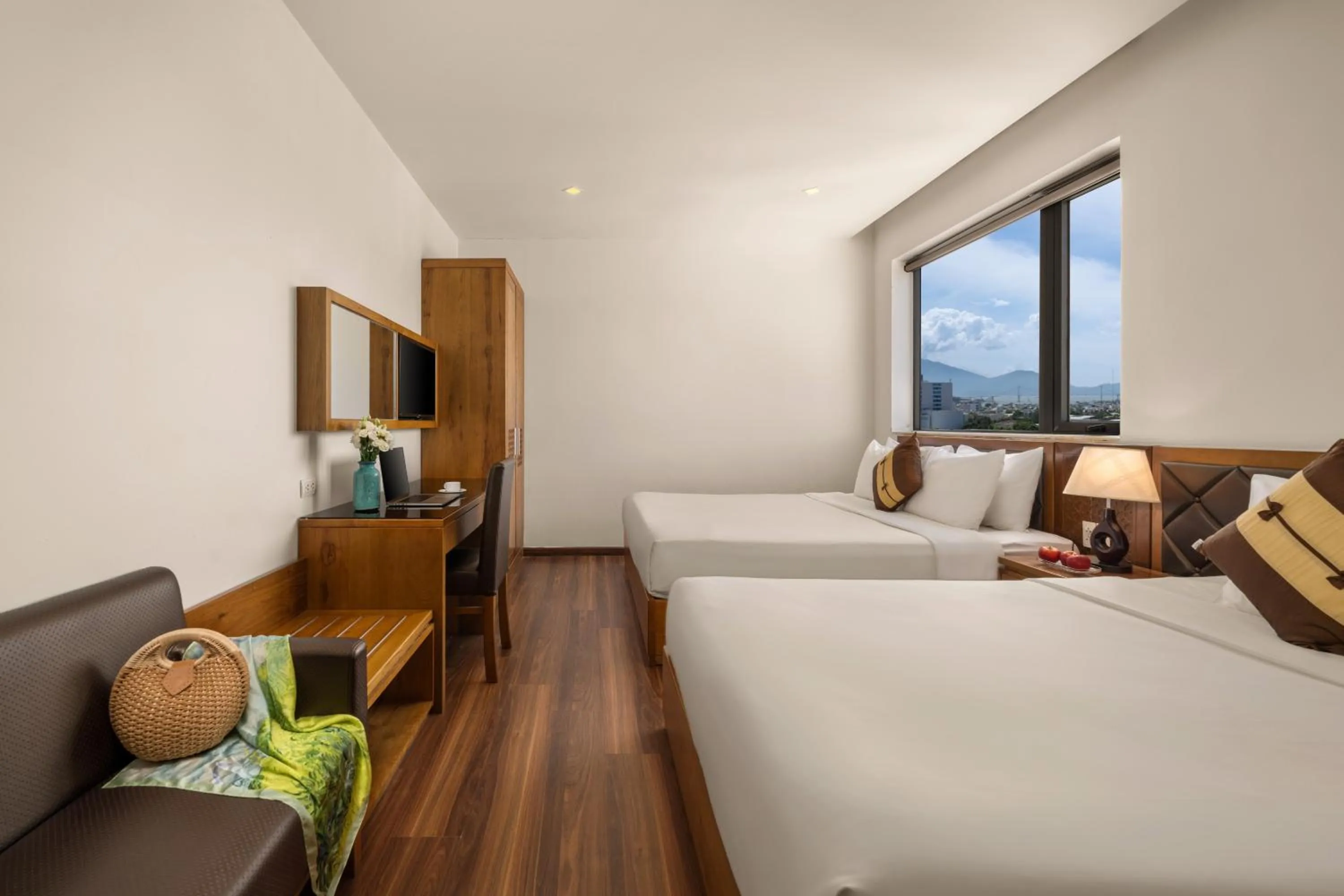 Spring, Bed in Grand Sunrise 3 Hotel & Spa Da Nang