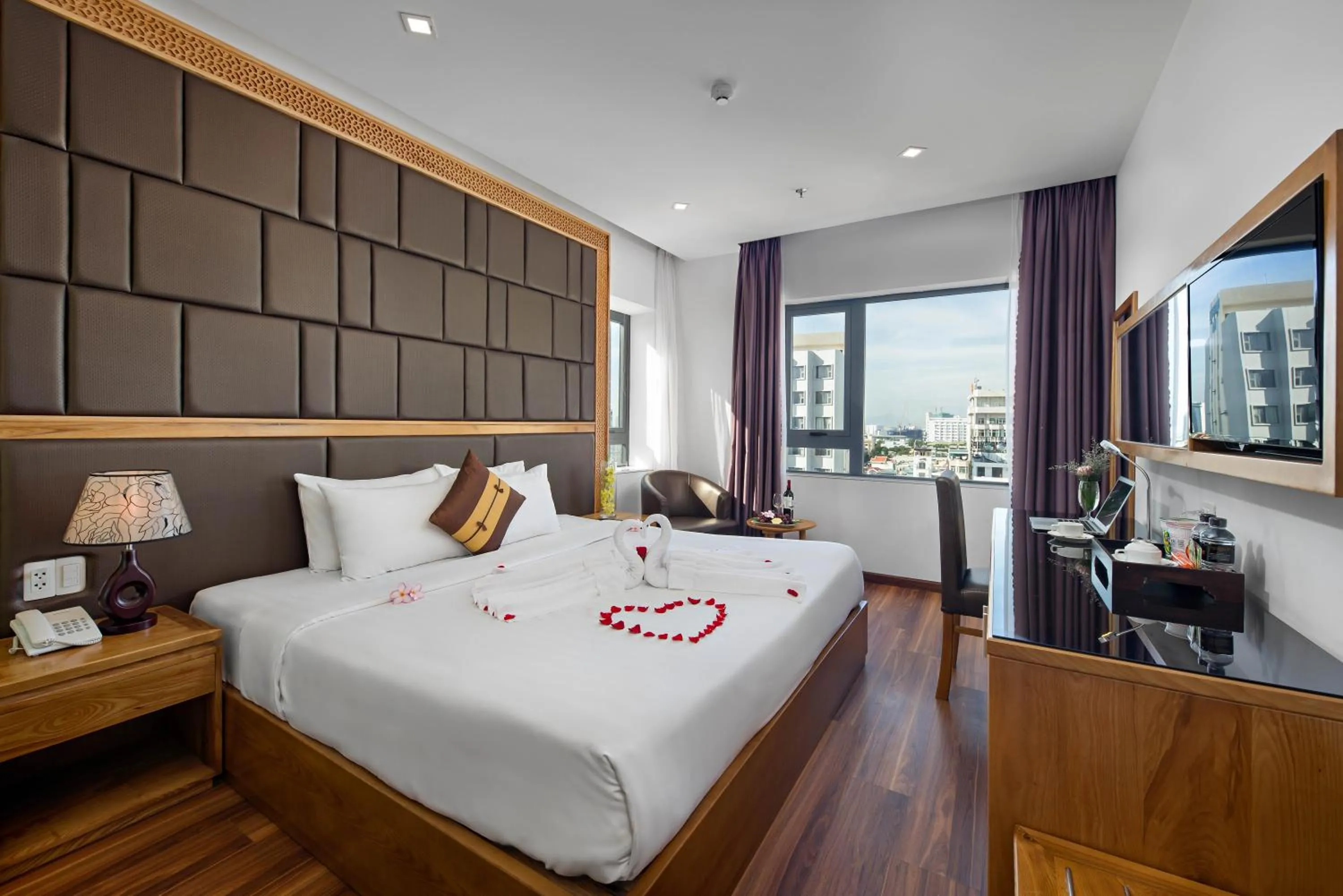 Bed in Grand Sunrise 3 Hotel & Spa Da Nang