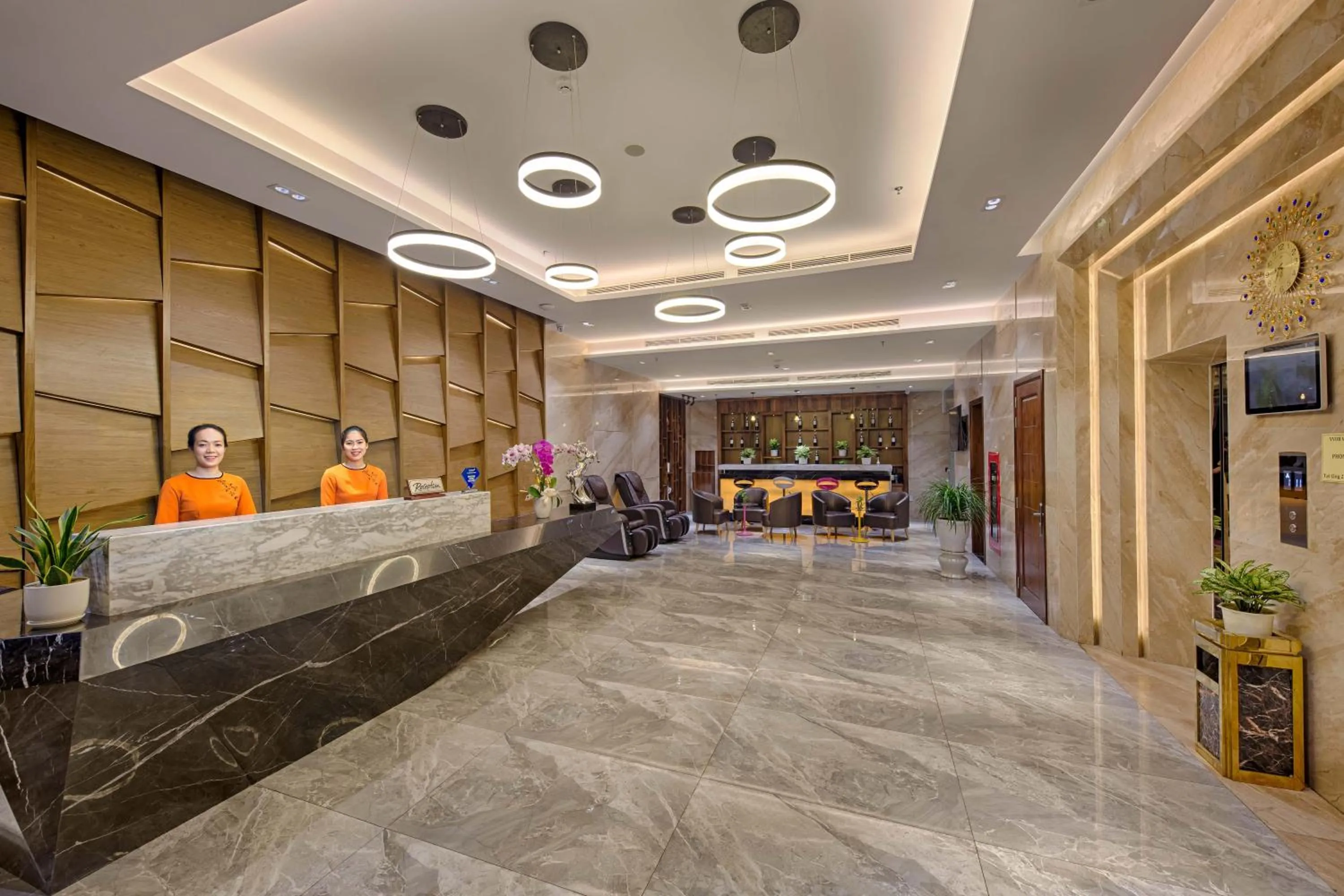 Staff in Grand Sunrise 3 Hotel & Spa Da Nang