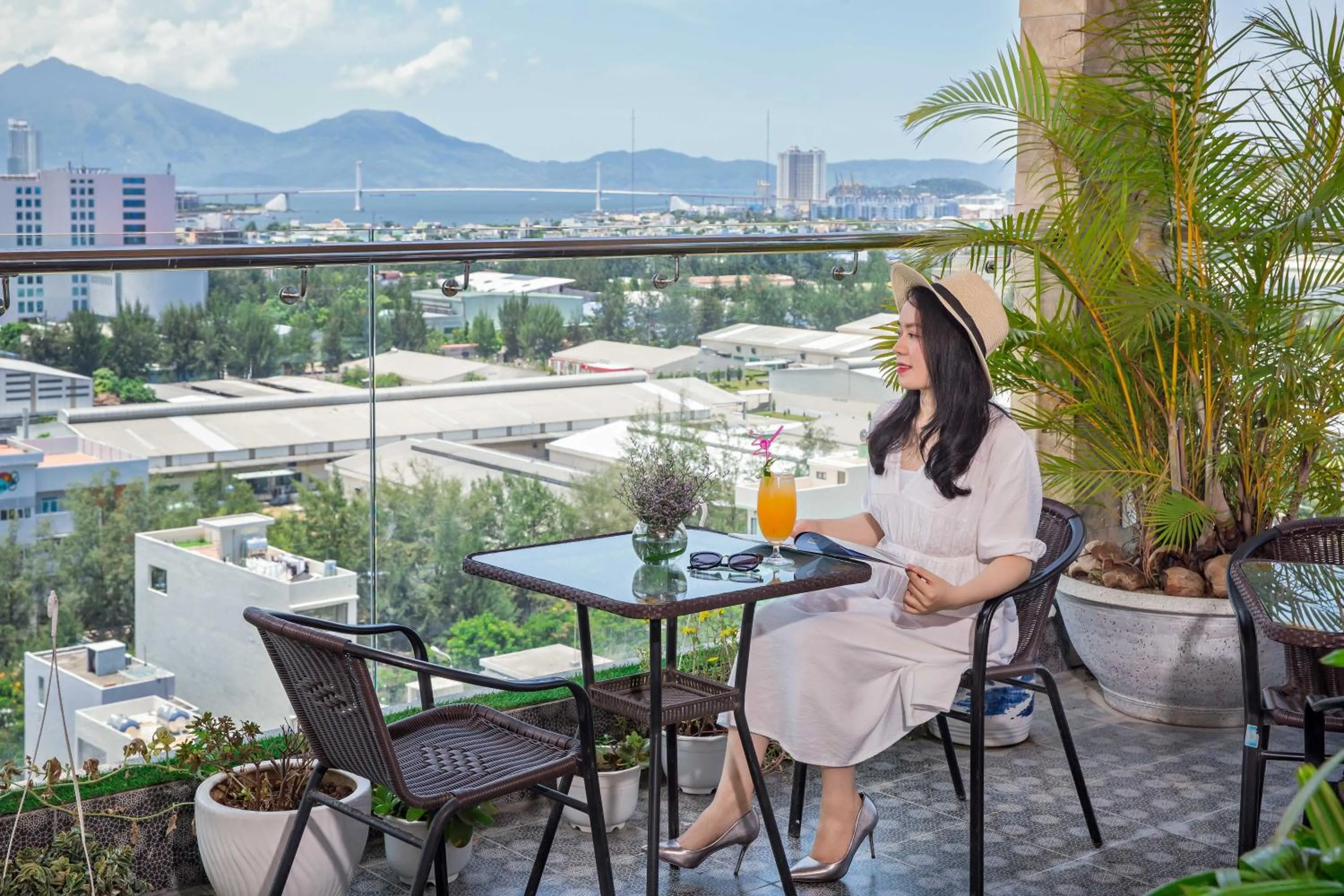 Spring in Grand Sunrise 3 Hotel & Spa Da Nang