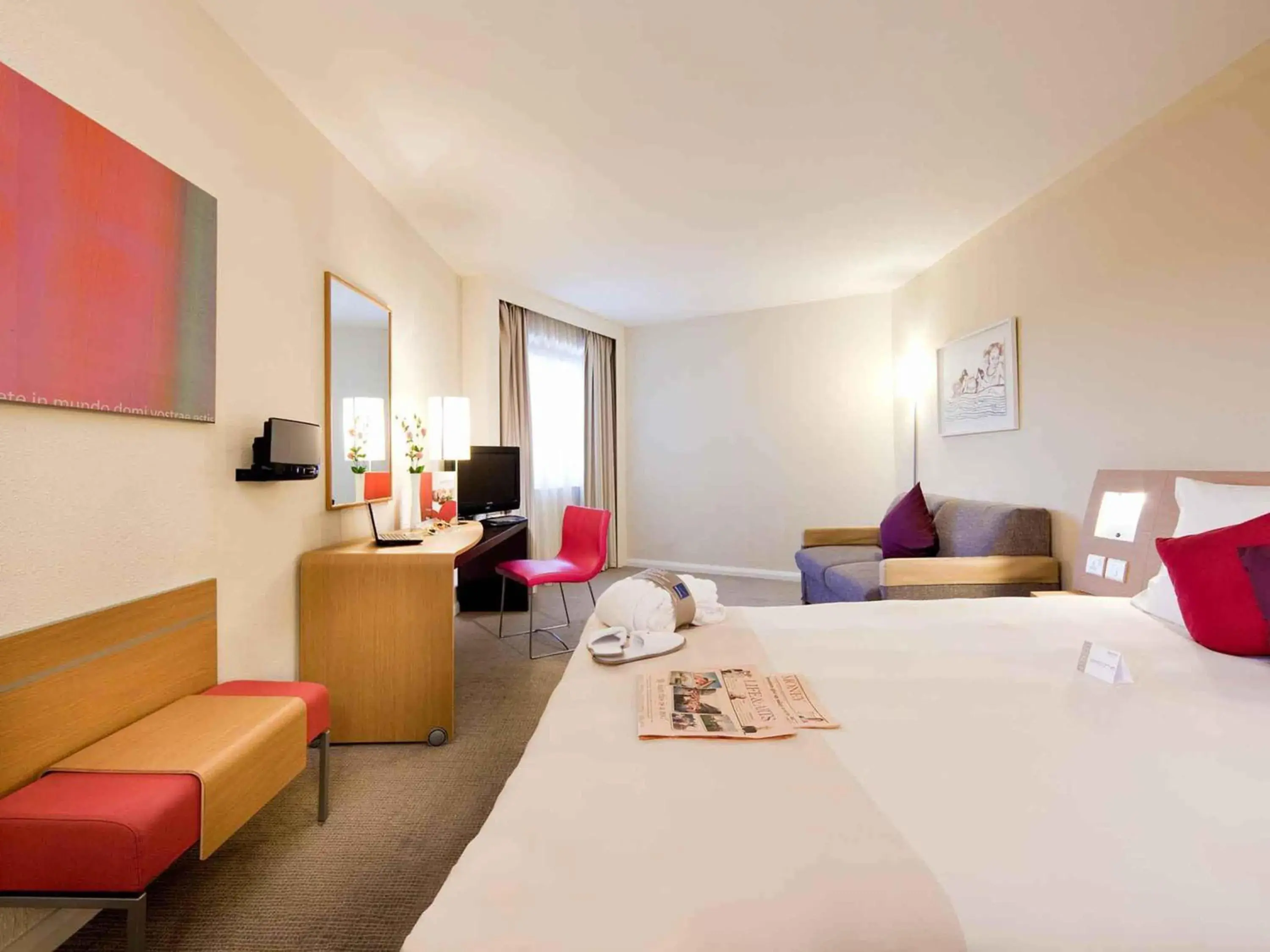 Executive Queen Room With Sofa Bed in Novotel Sheffield Centre Executive Queen Room With Sofa Bed in Novotel Sheffield Centre