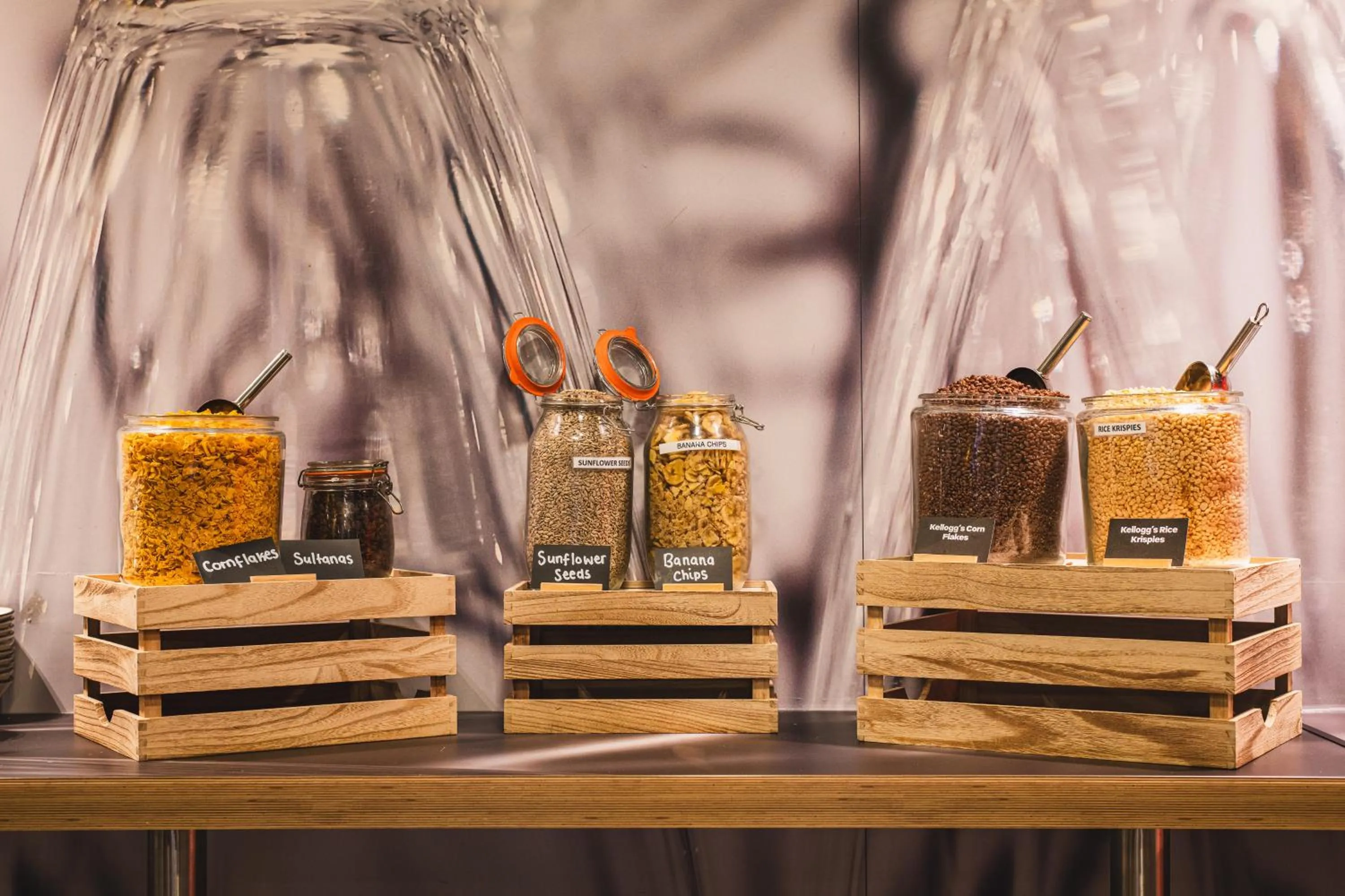 Food and drinks in ibis London Excel-Docklands