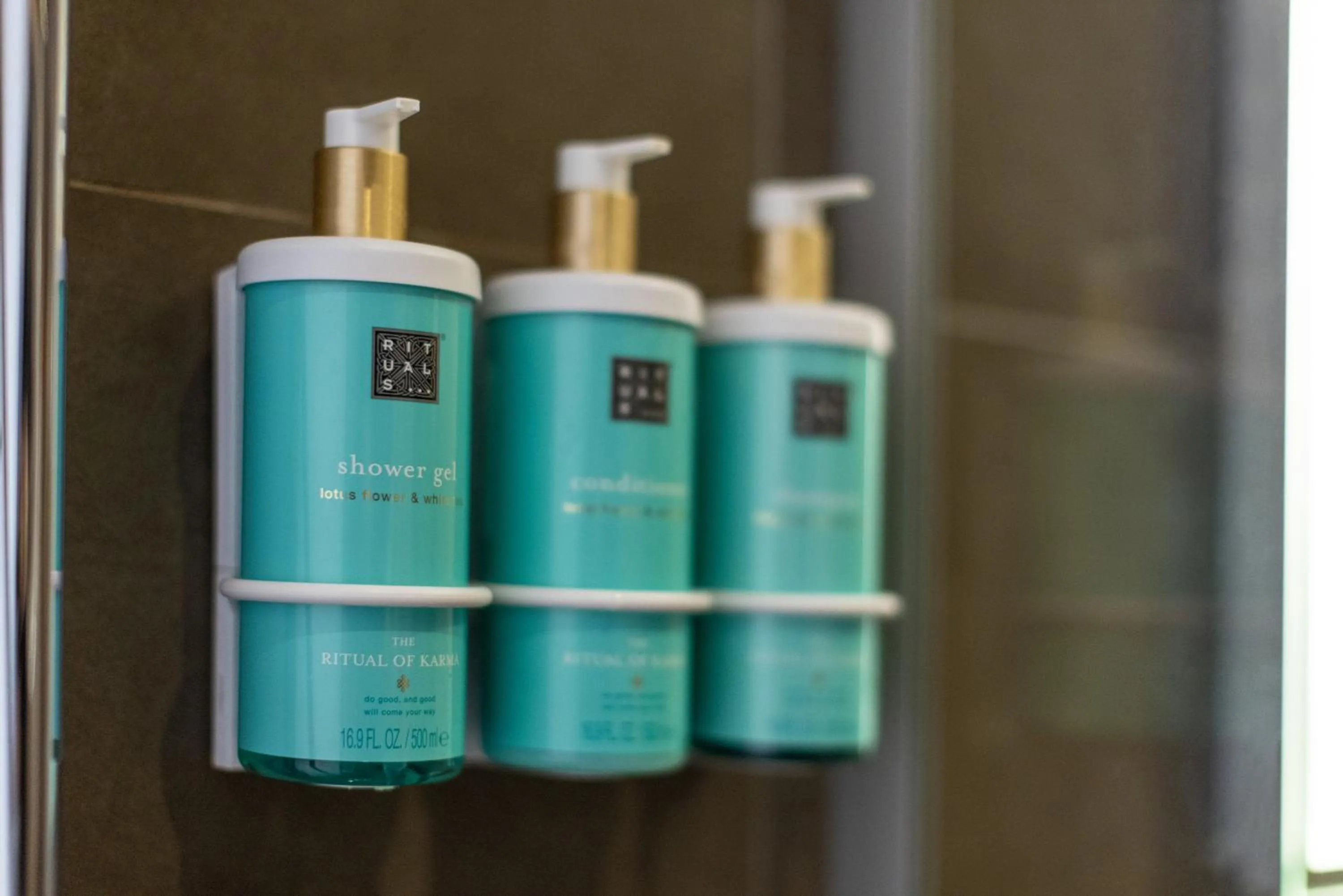 Bathroom in Novotel Leeds Centre