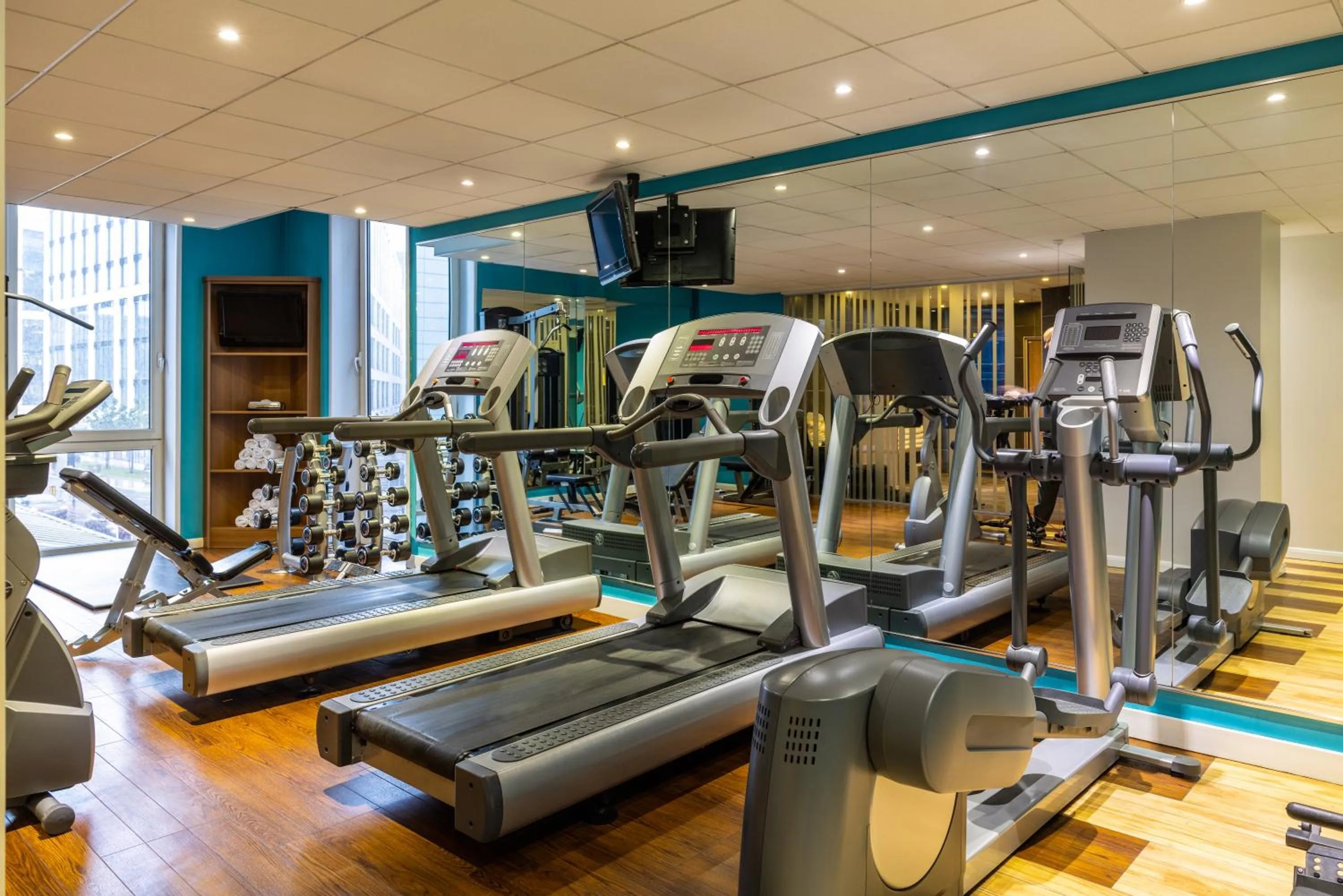 Fitness centre/facilities in Novotel Leeds Centre