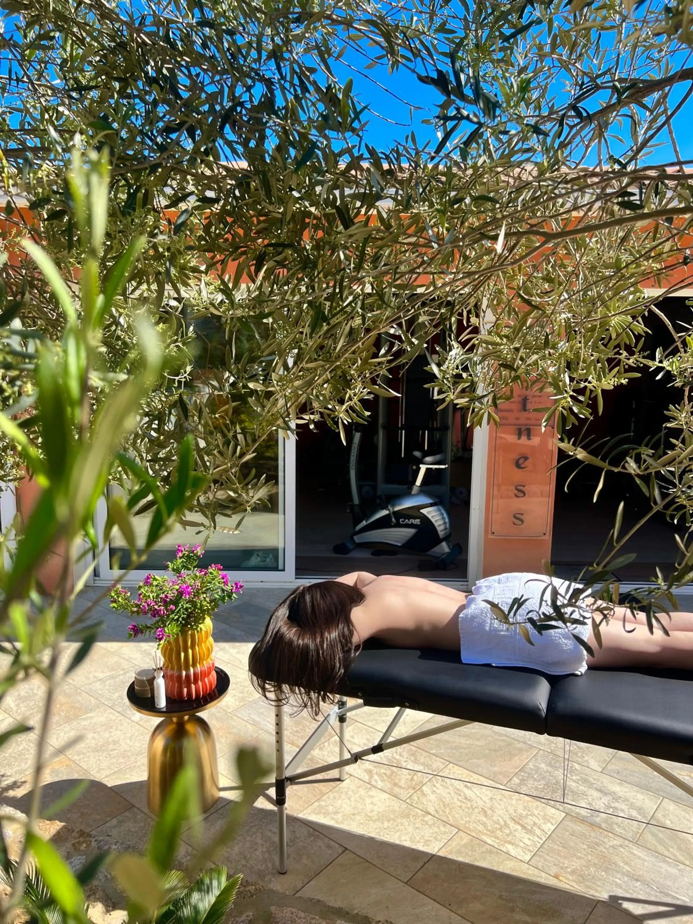 Massage in Les Alizés Résidence & Spa