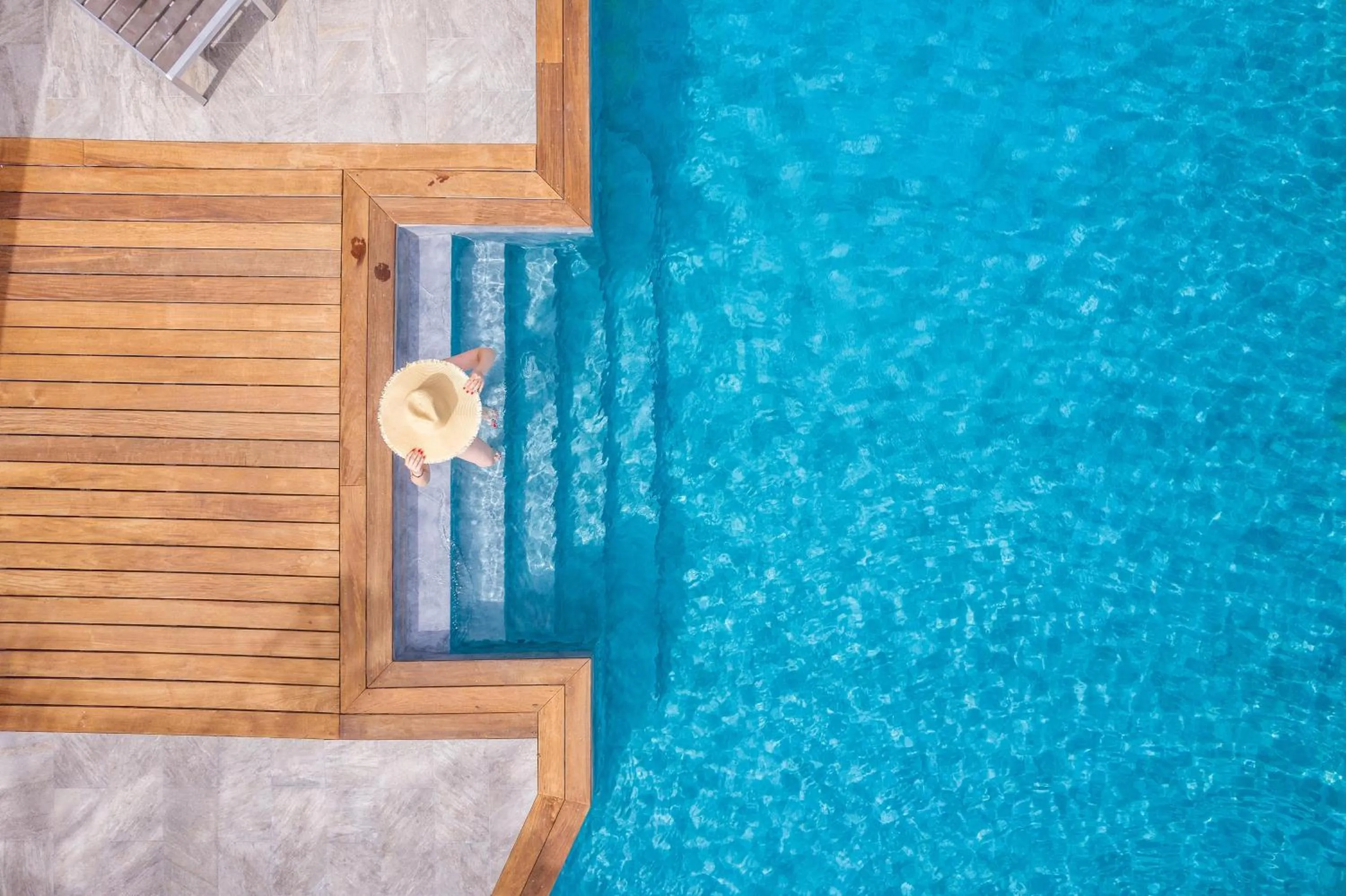 Swimming pool in Les Alizés Résidence & Spa
