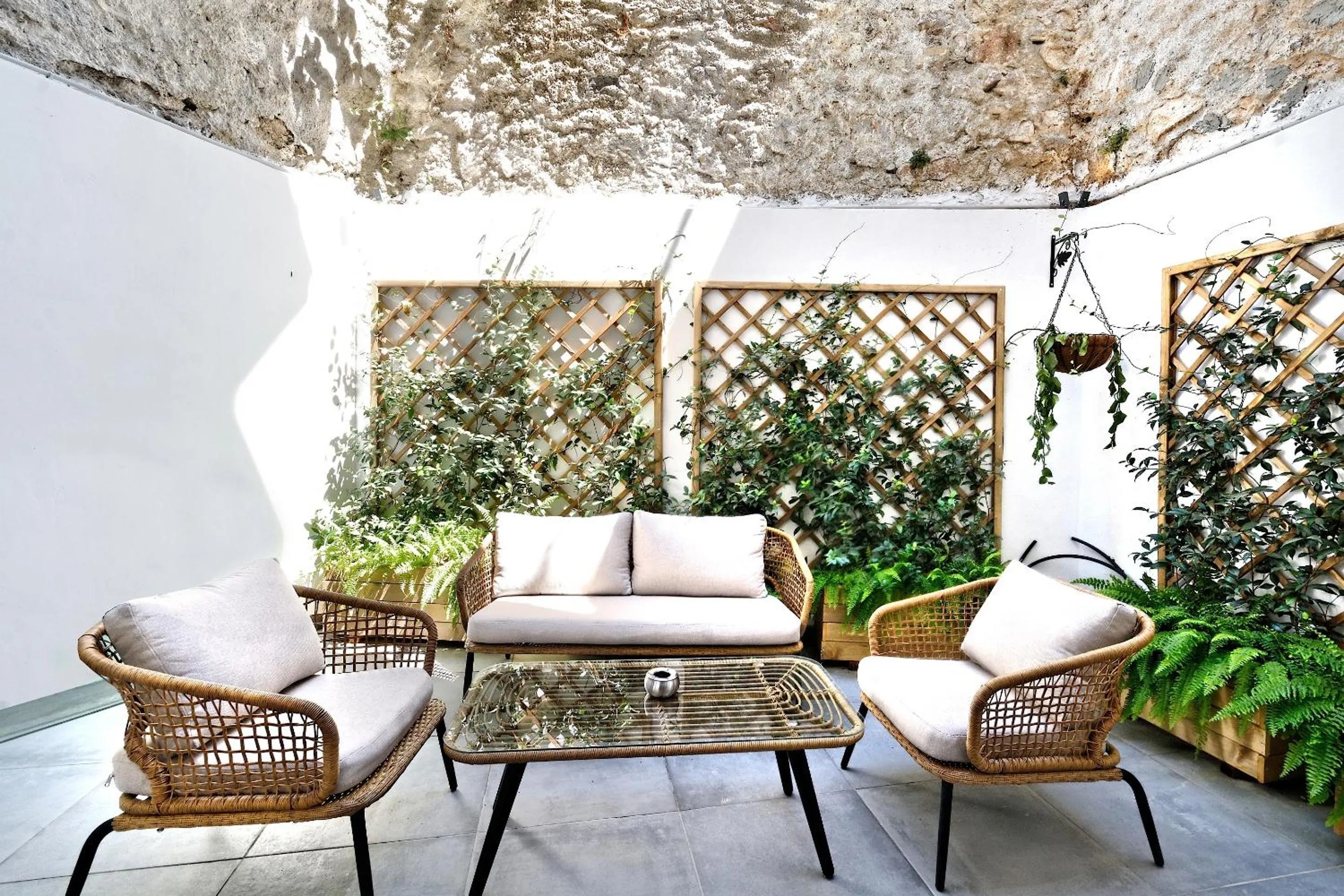 Patio in Muses Residence