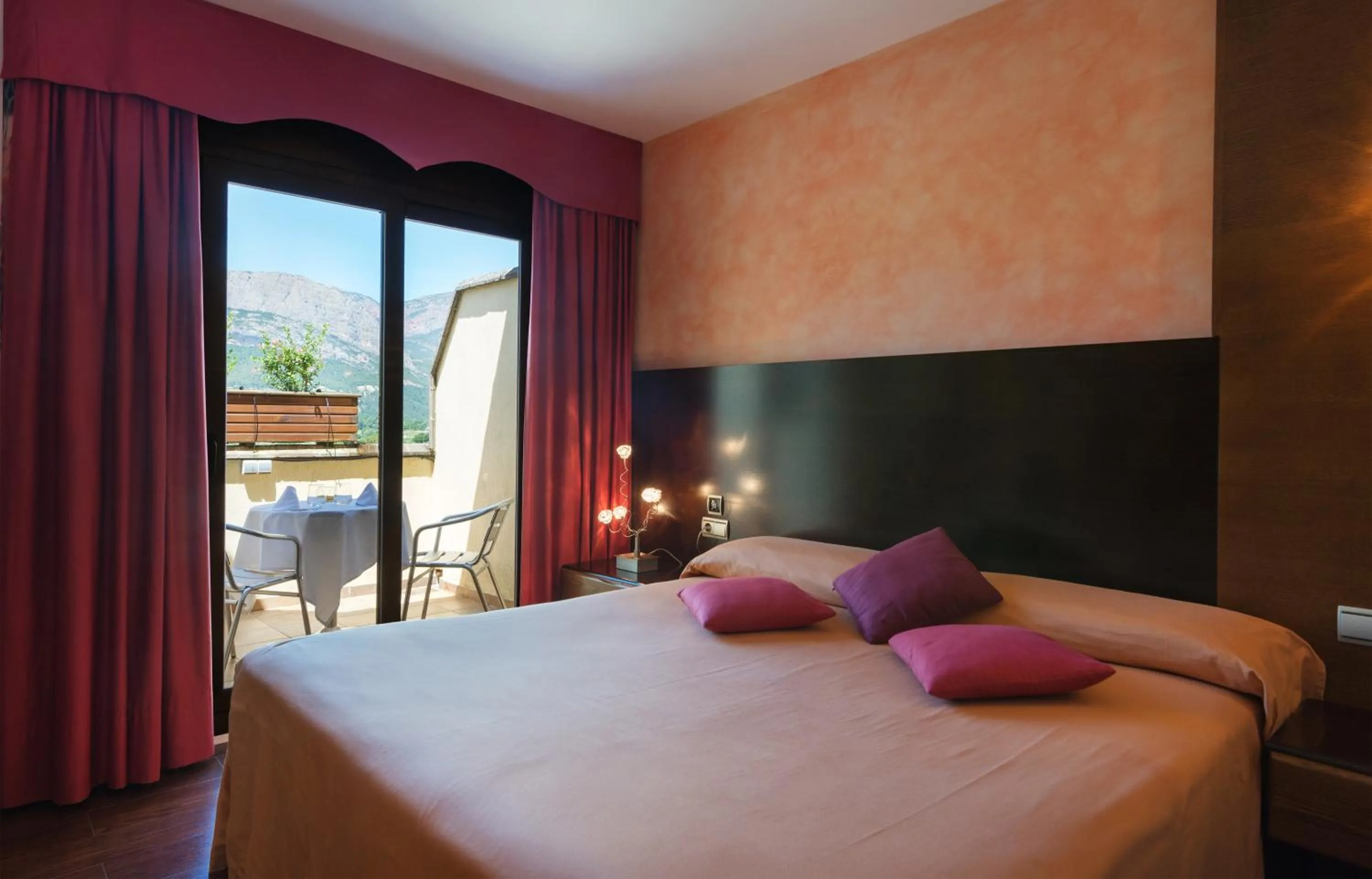 Bed in Hotel Restaurant Cal Petit