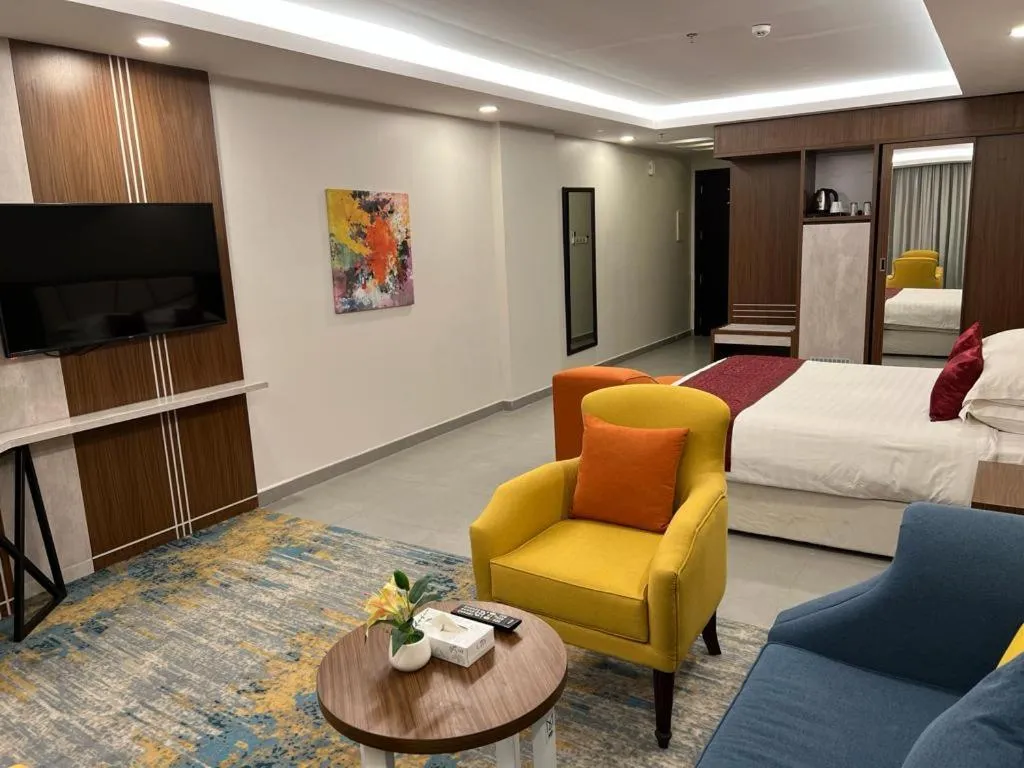 Bed in Remaz Suites Hotel