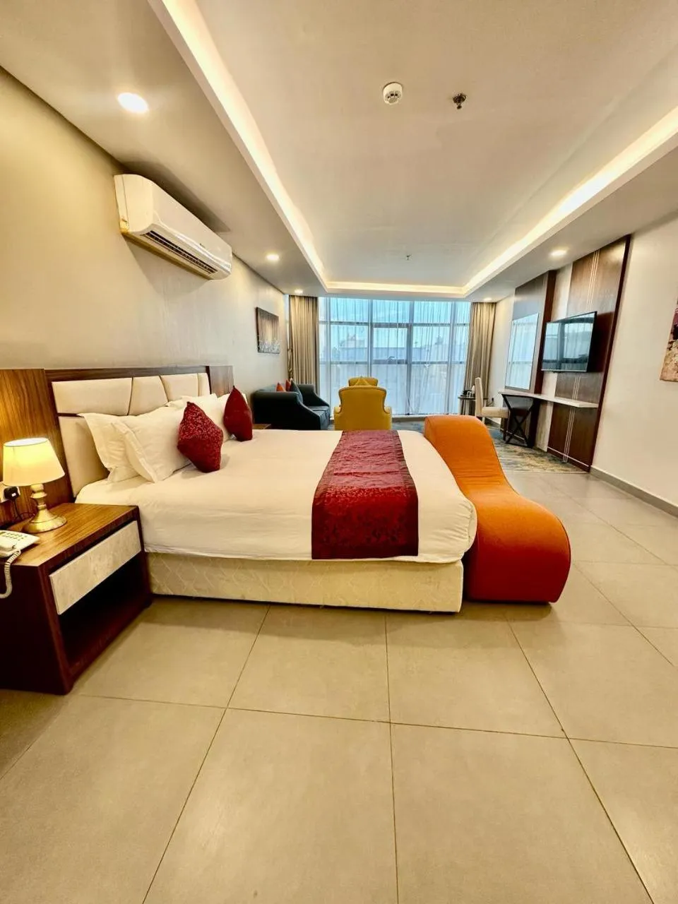 Bed in Remaz Suites Hotel