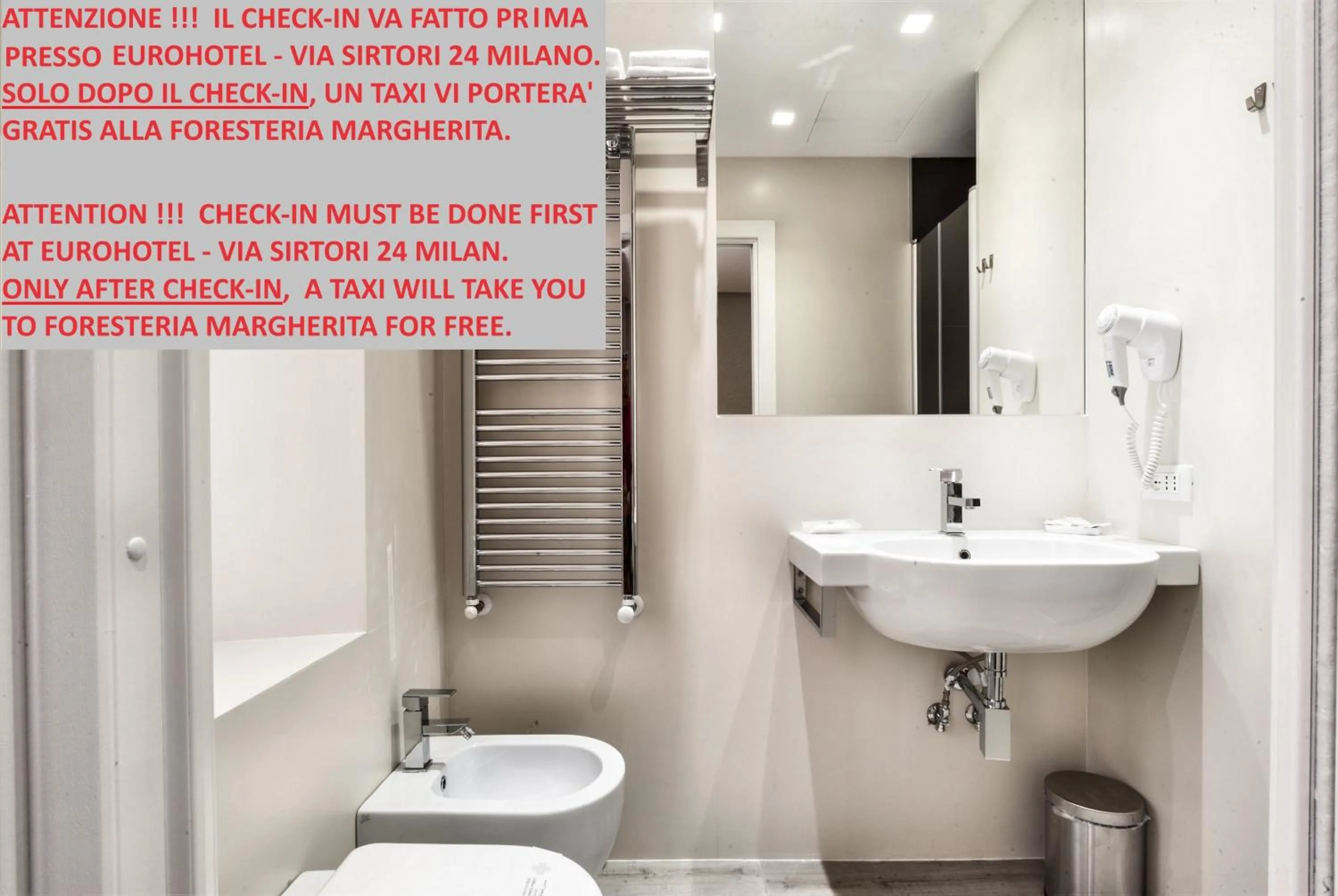 Toilet in Guesthouse Foresteria Margherita Milano