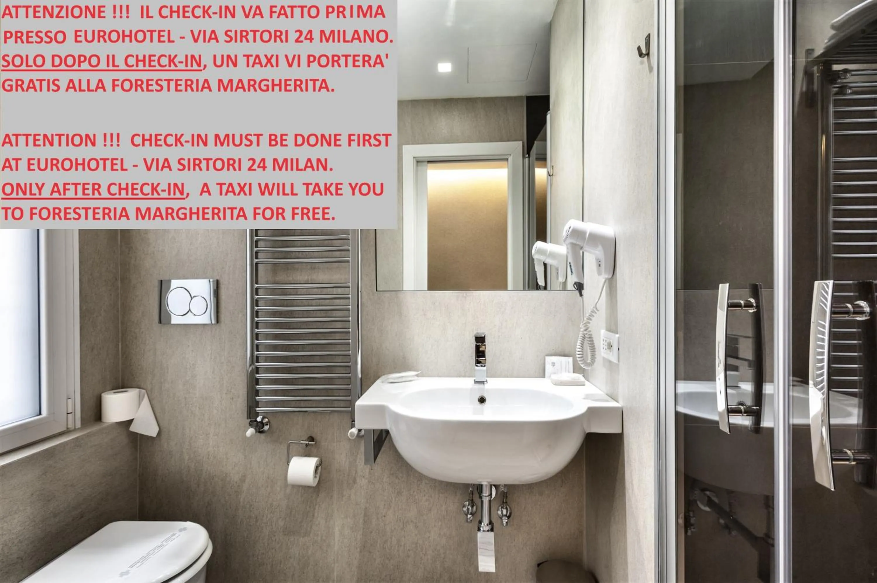 Shower in Guesthouse Foresteria Margherita Milano