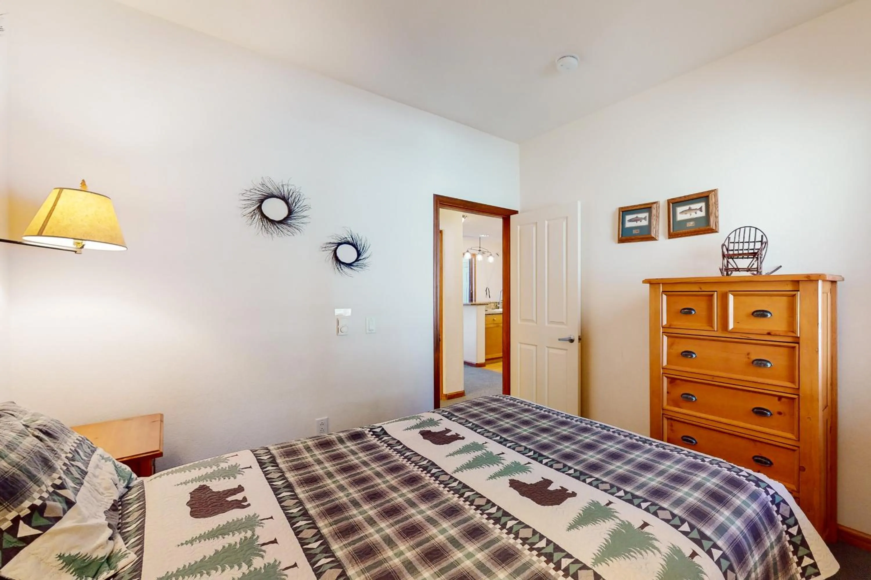 Bed in Eagle Run 113