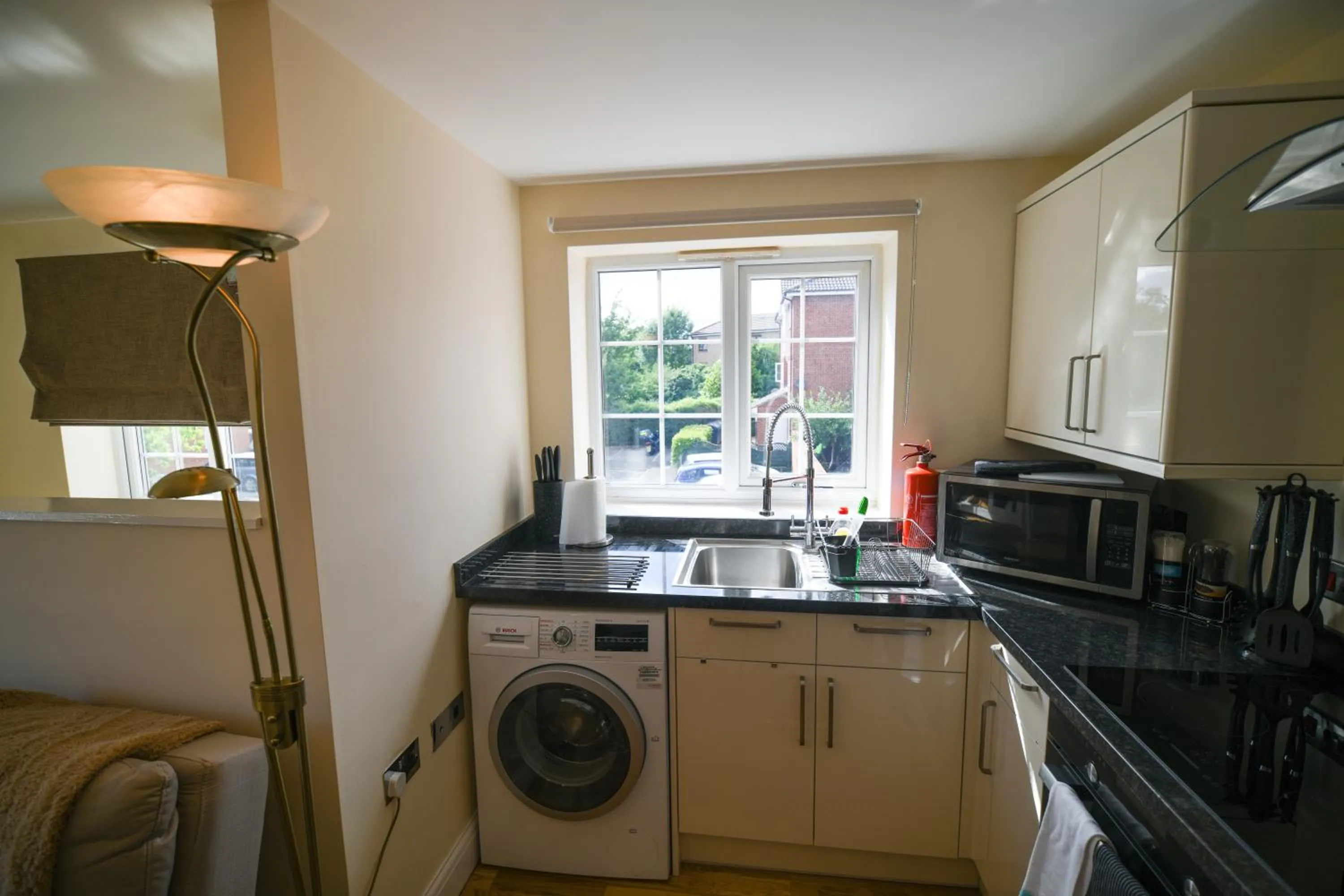 Kitchen or kitchenette in Fennec Apartments