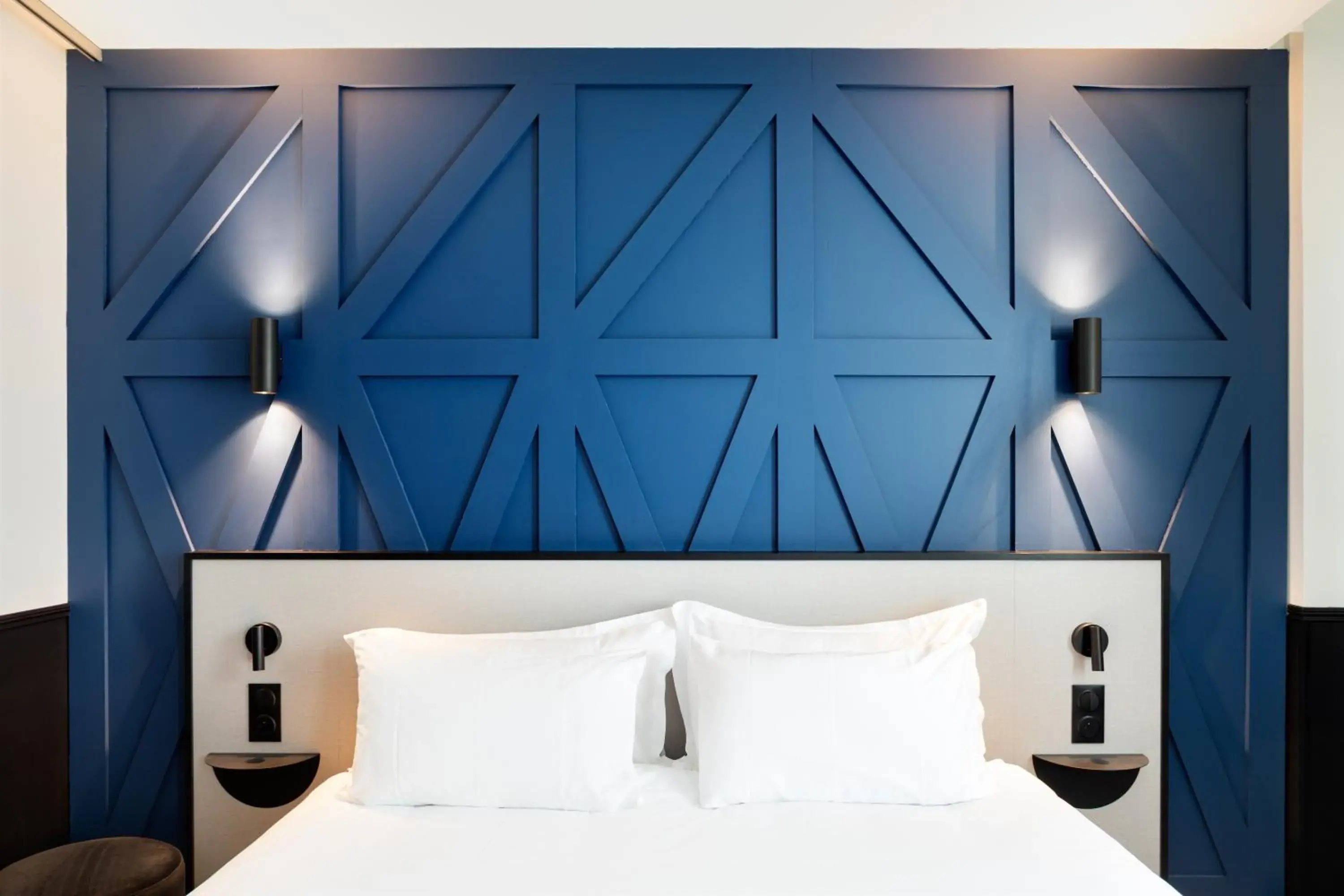 Deluxe Suite in Logis Hotel Darcy Dijon Centre Deluxe Suite in Logis Hotel Darcy Dijon Centre