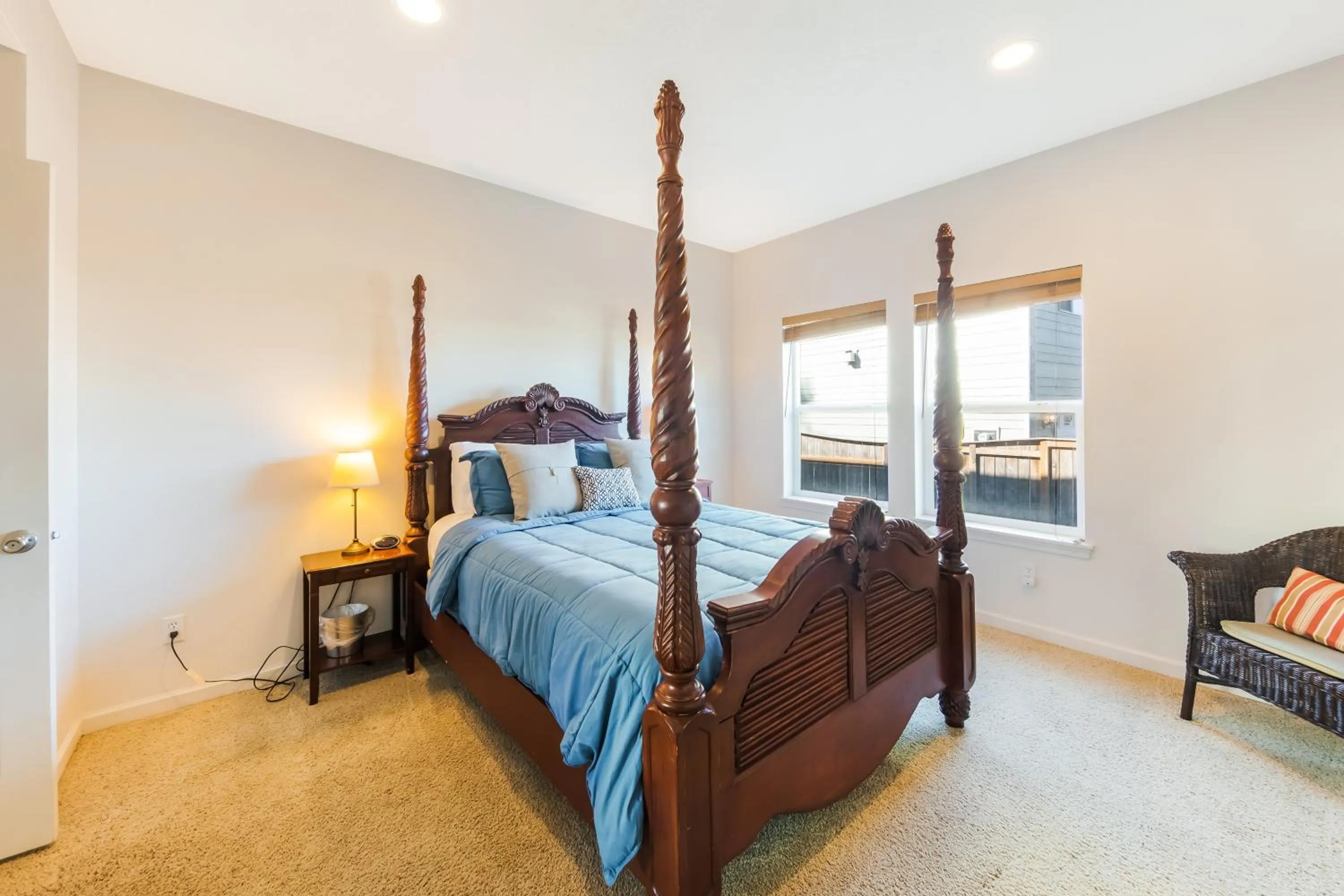 Bed in Yaquina Lighthouse View Beach Home