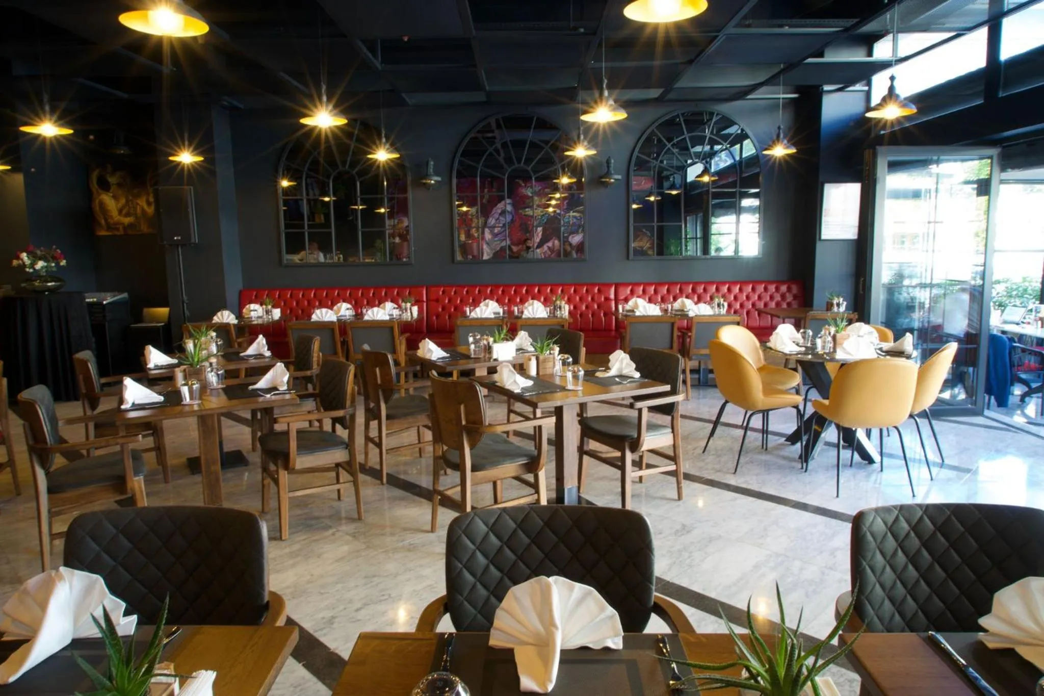 Restaurant/places to eat in Demircioğlu Park Hotel