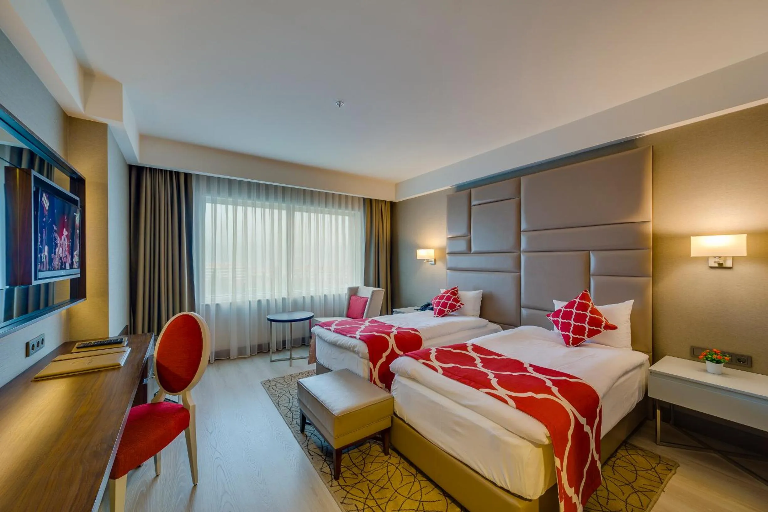 Photo of the whole room, Bed in Demircioğlu Park Hotel