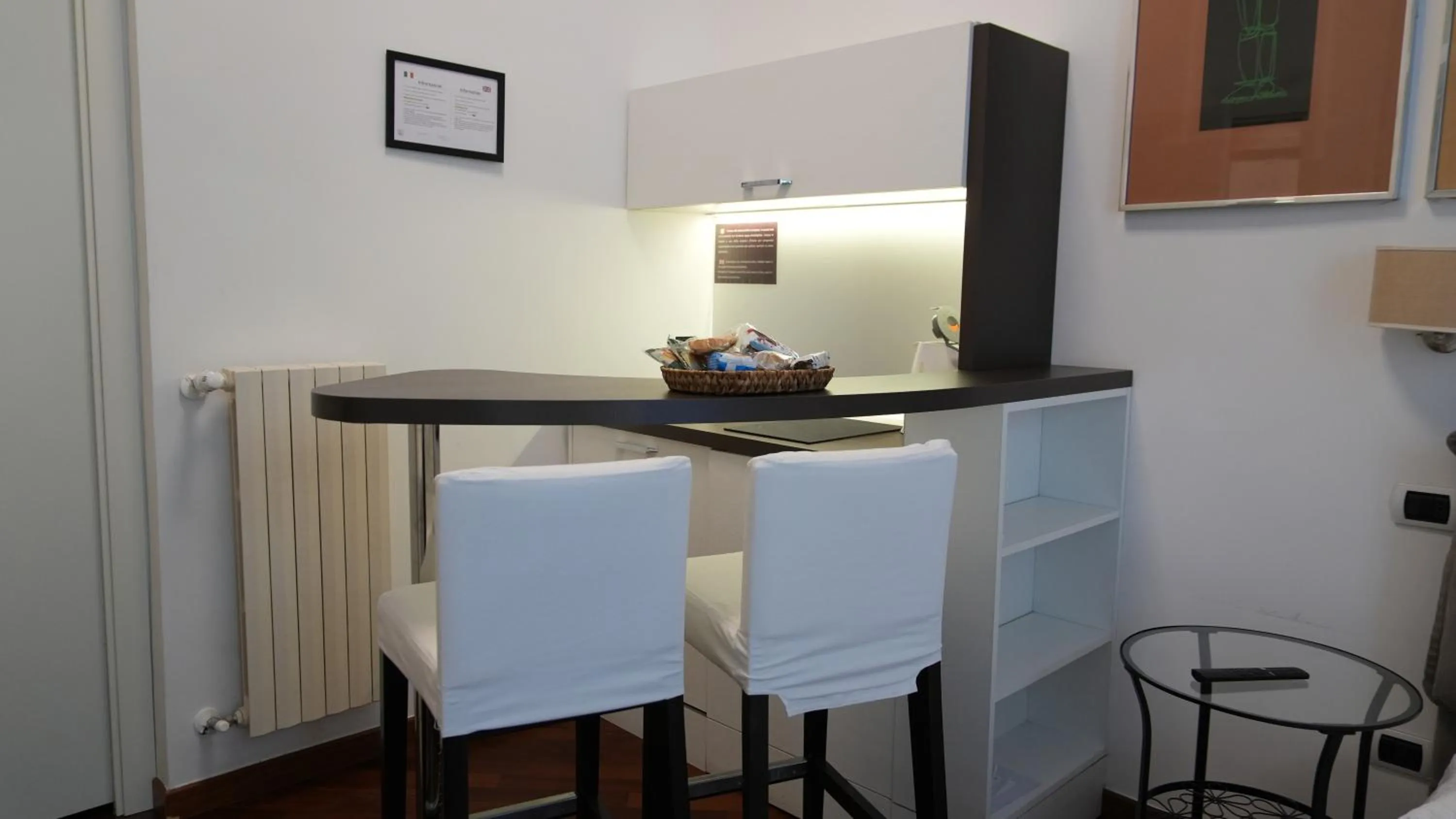 Food in Luca Giordano 142 B&B