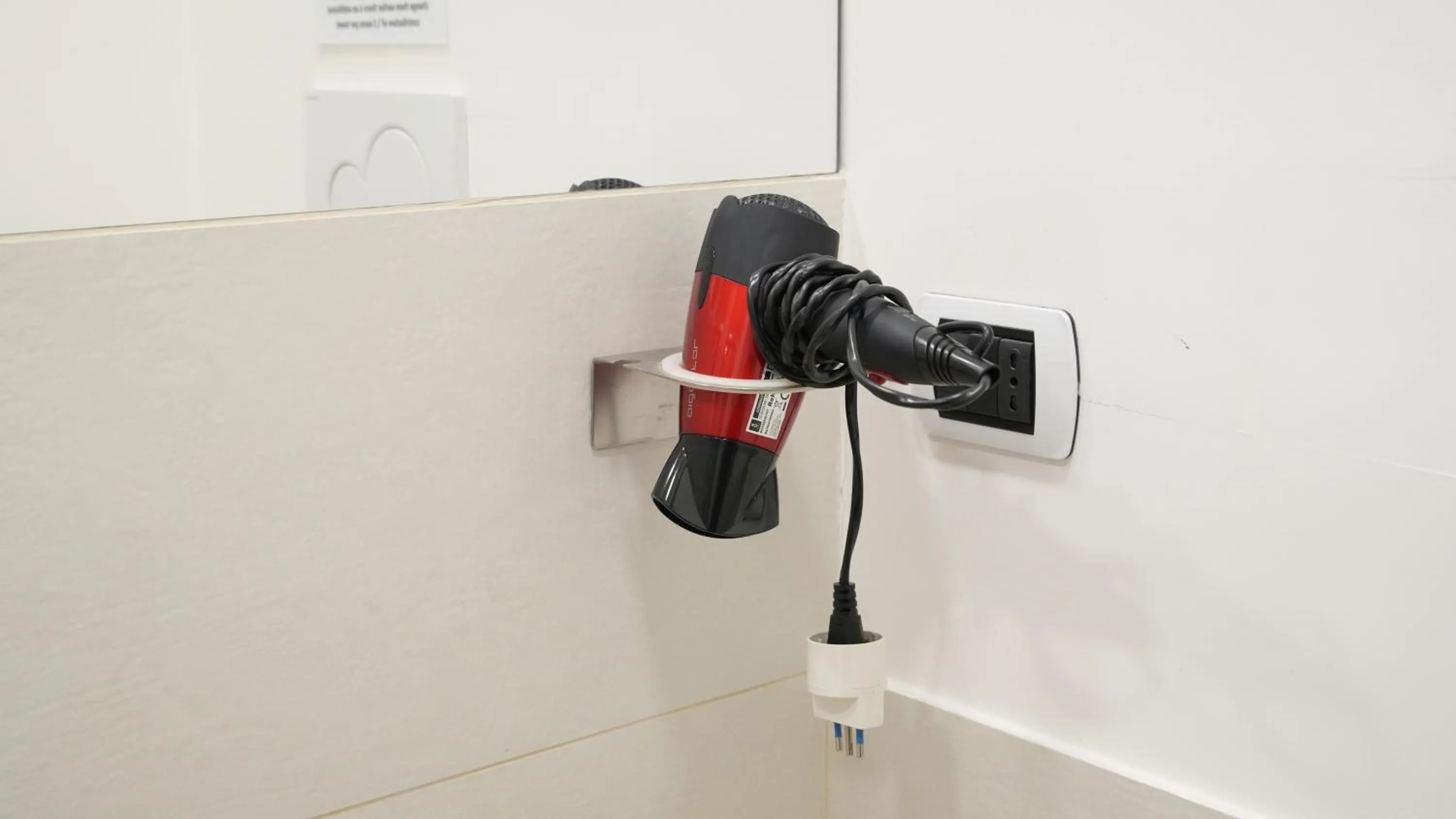 Bathroom in Luca Giordano 142 B&B