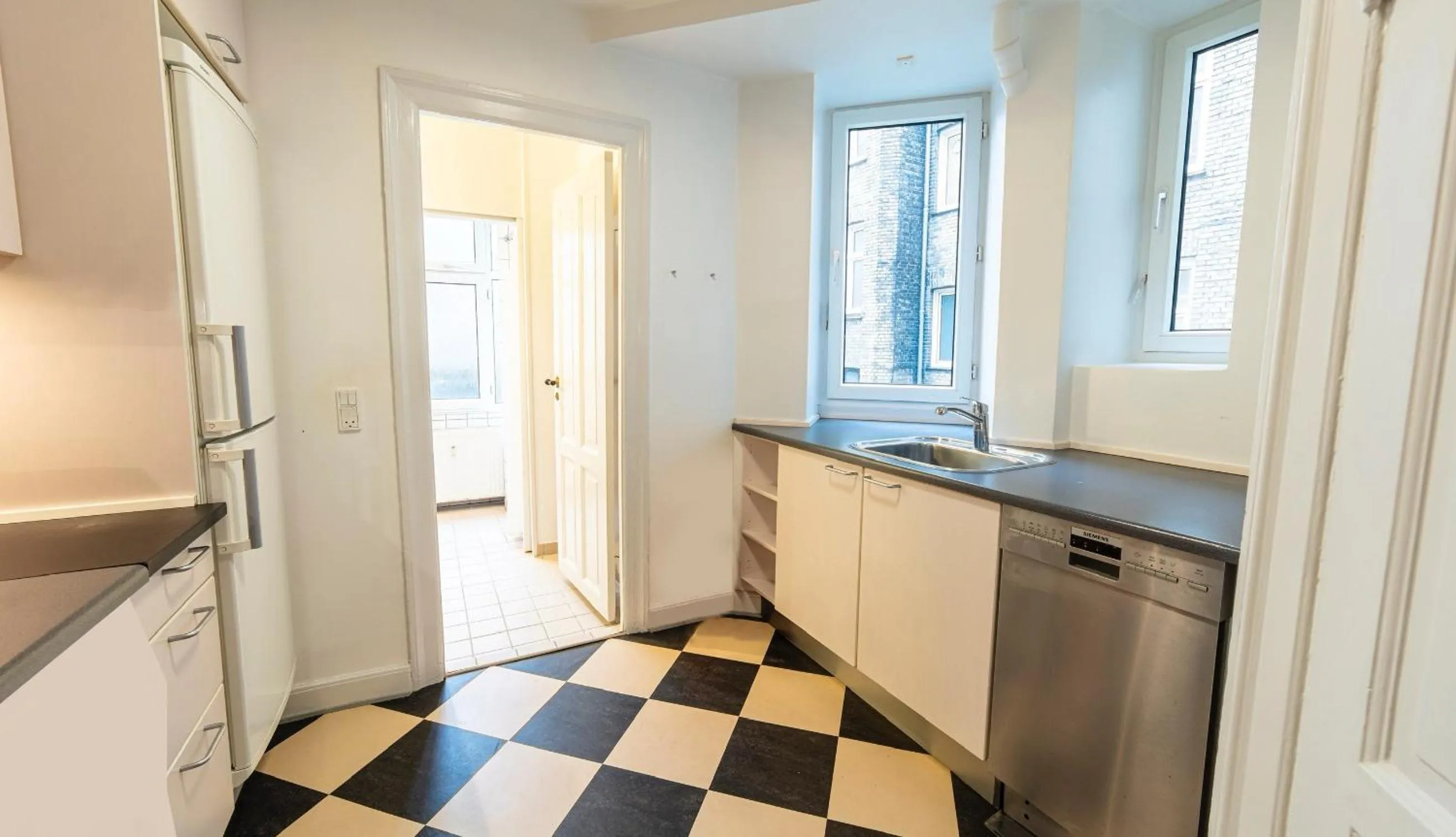 kitchen in Go Hotel Saga