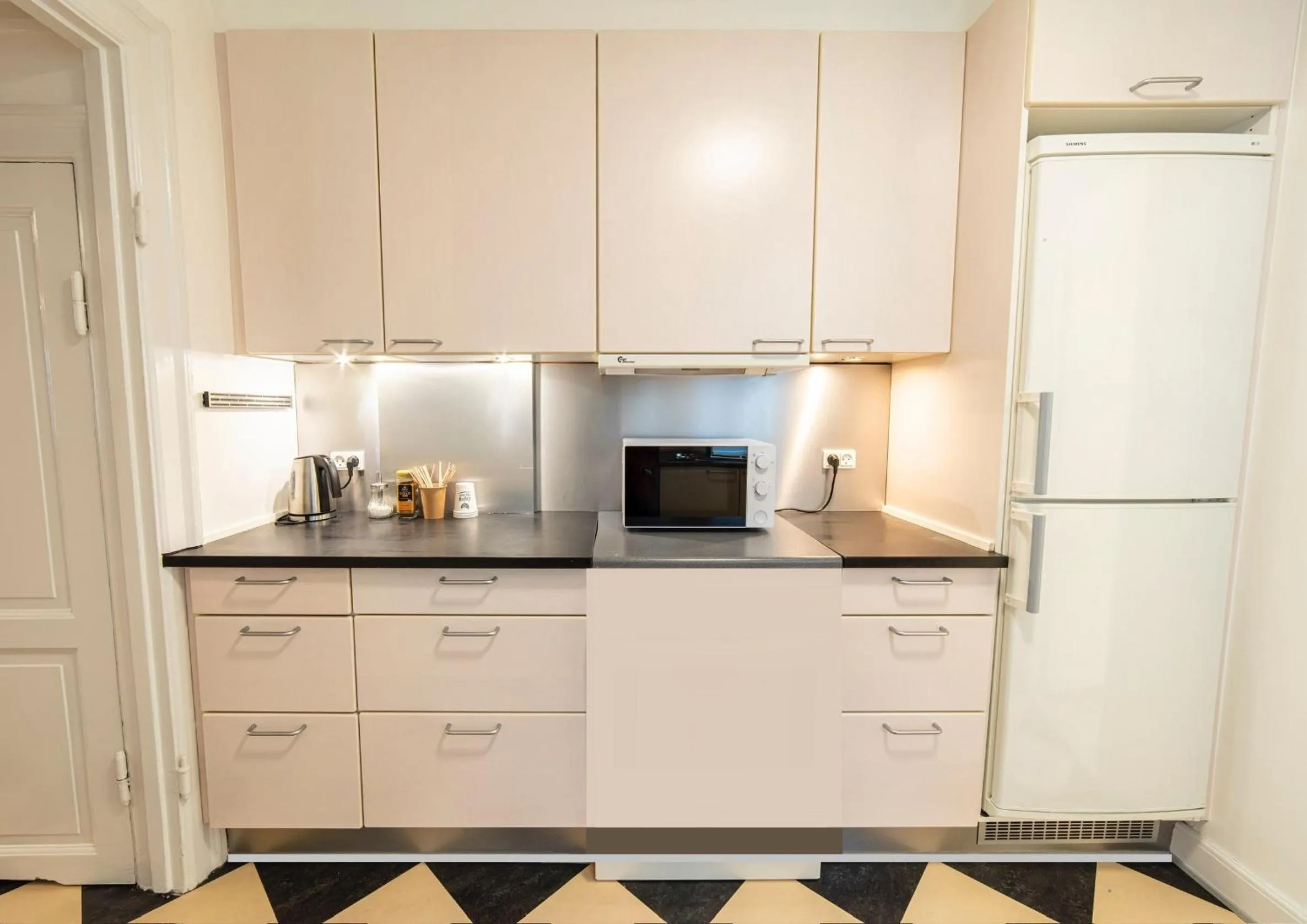 kitchen in Go Hotel Saga