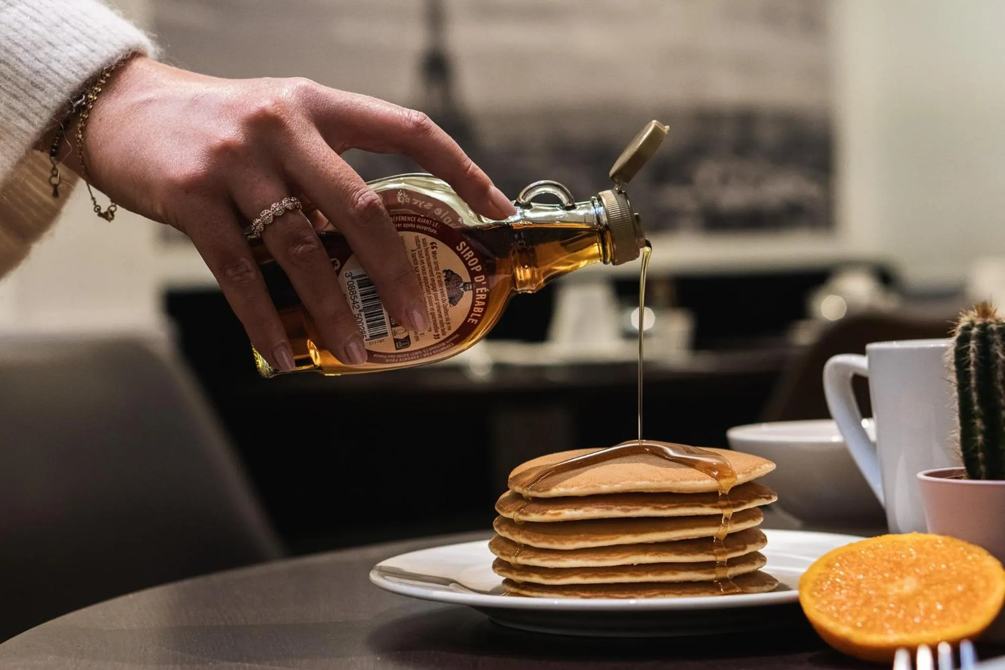 Buffet breakfast in Comfort Hotel Nation Père Lachaise