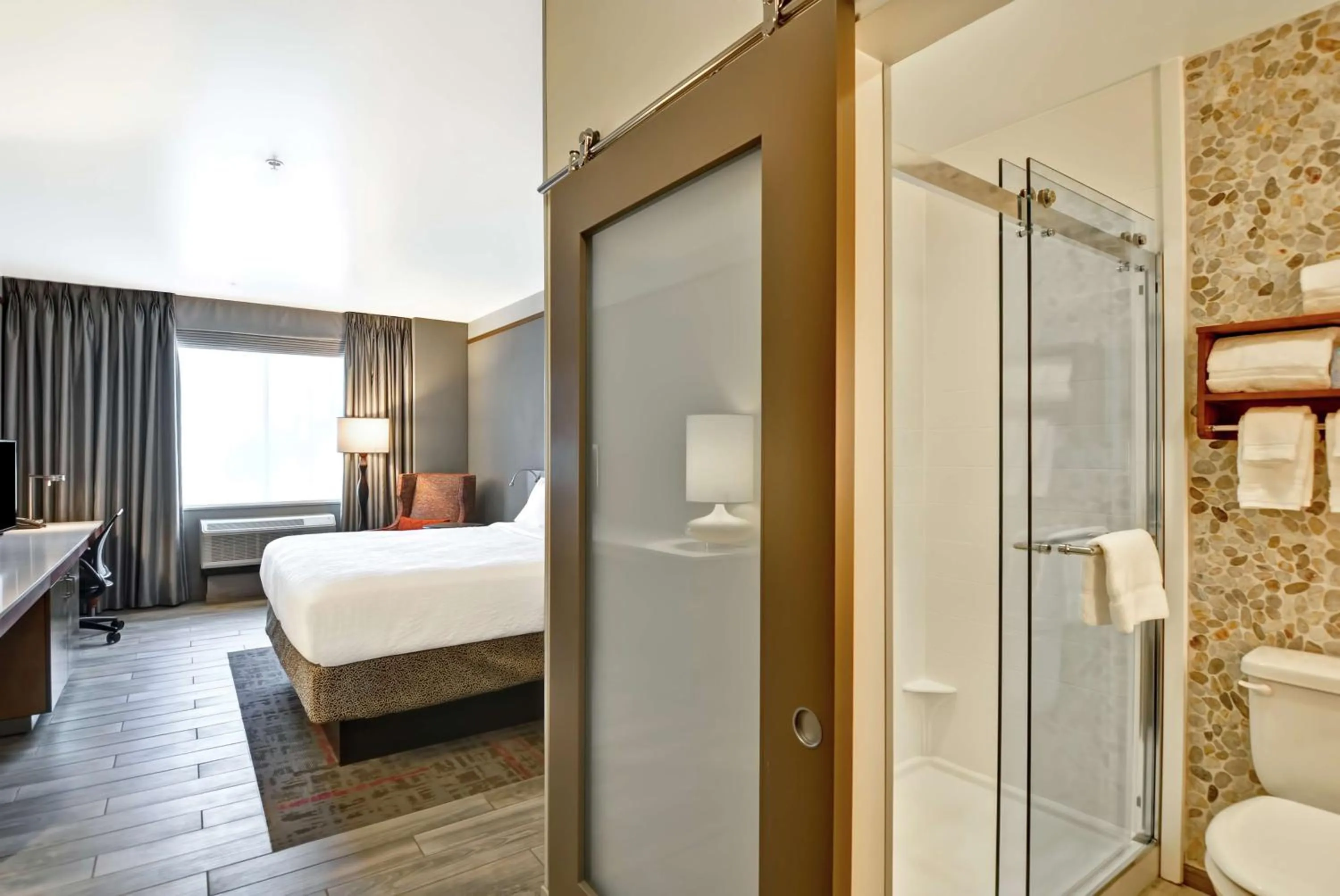 Bed in Hilton Garden Inn By Hilton Phoenix/Tempe Asu Area, Az