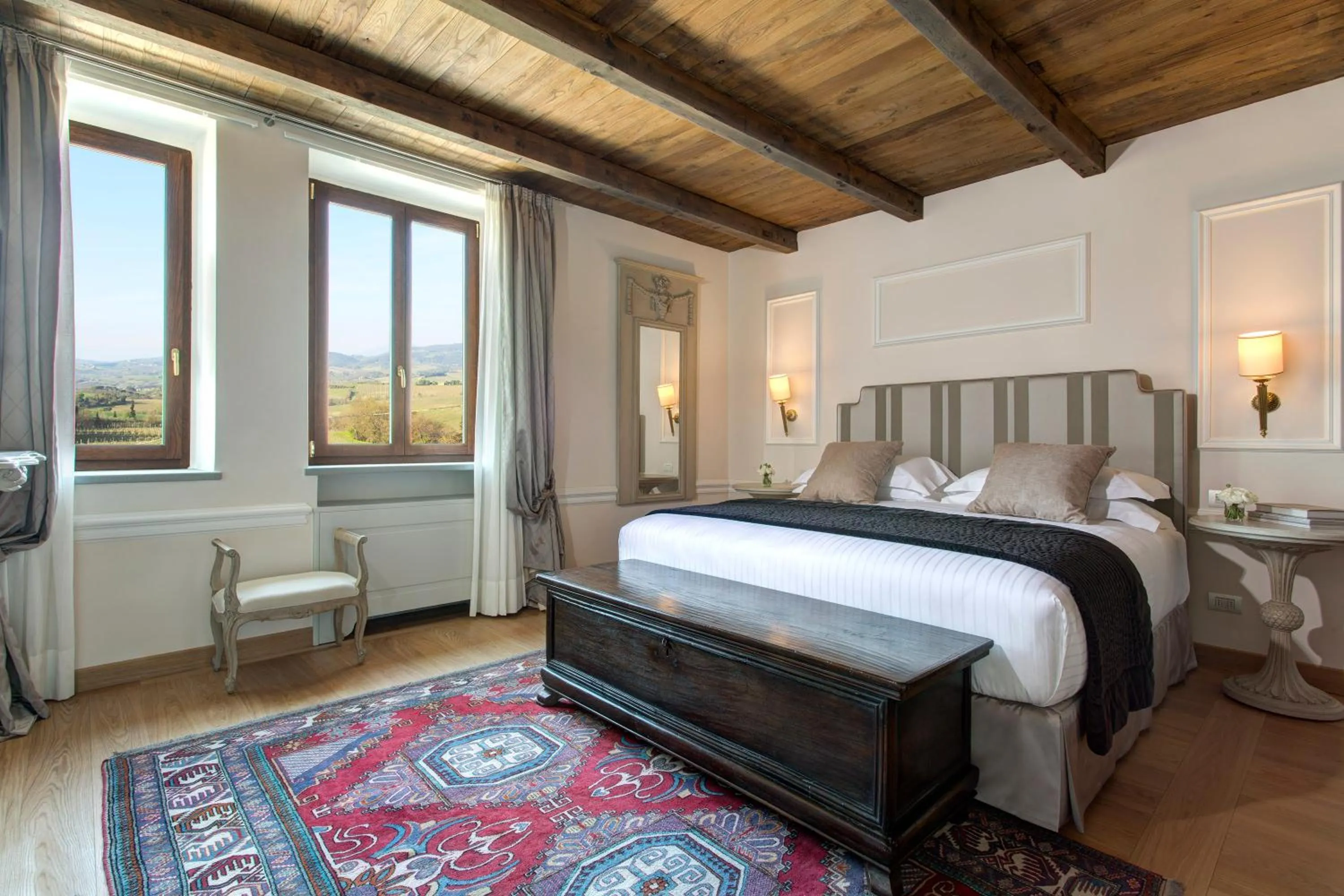 Photo of the whole room, Bed in Villa Le Calvane
