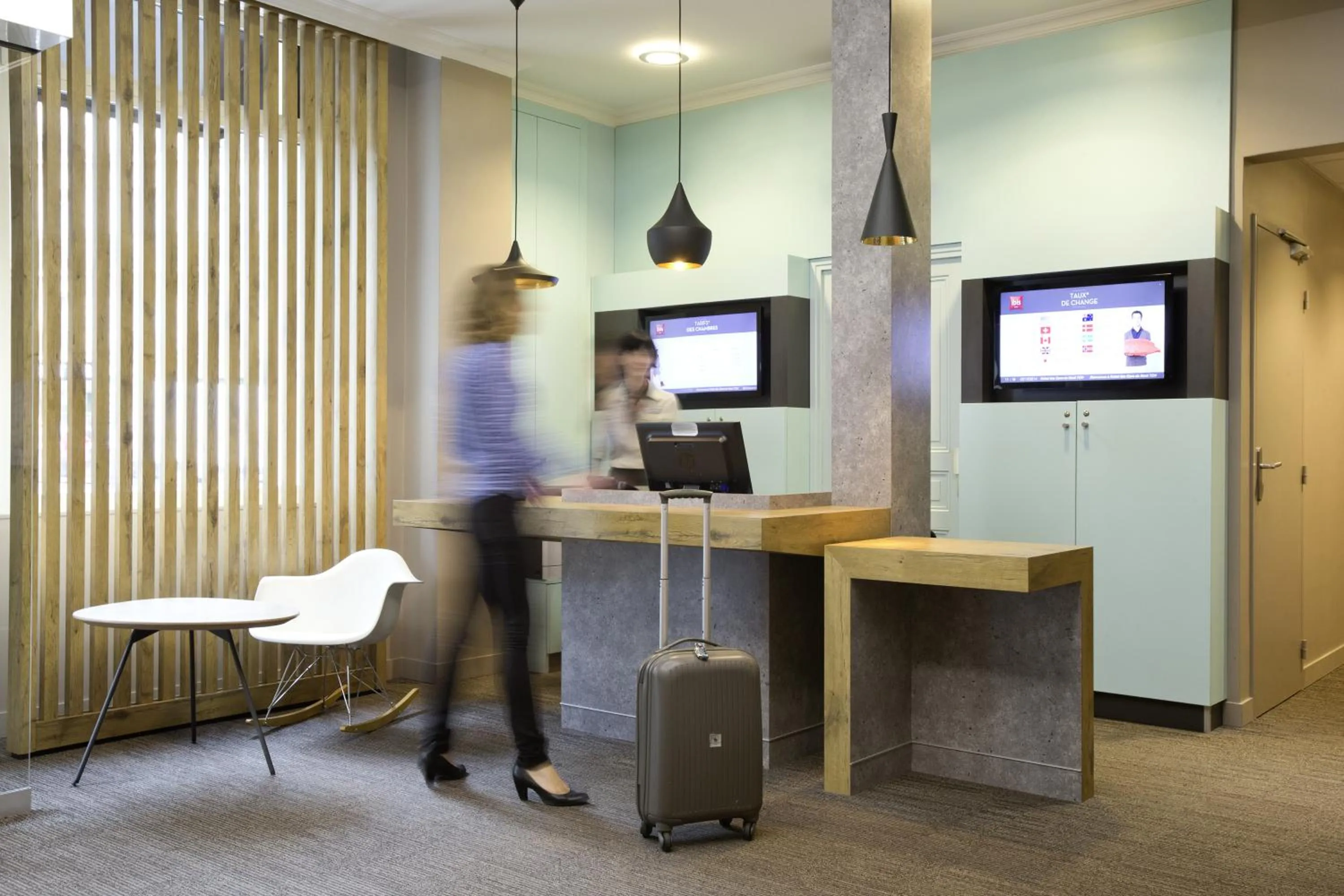 Lobby or reception in ibis Paris Gare du Nord TGV