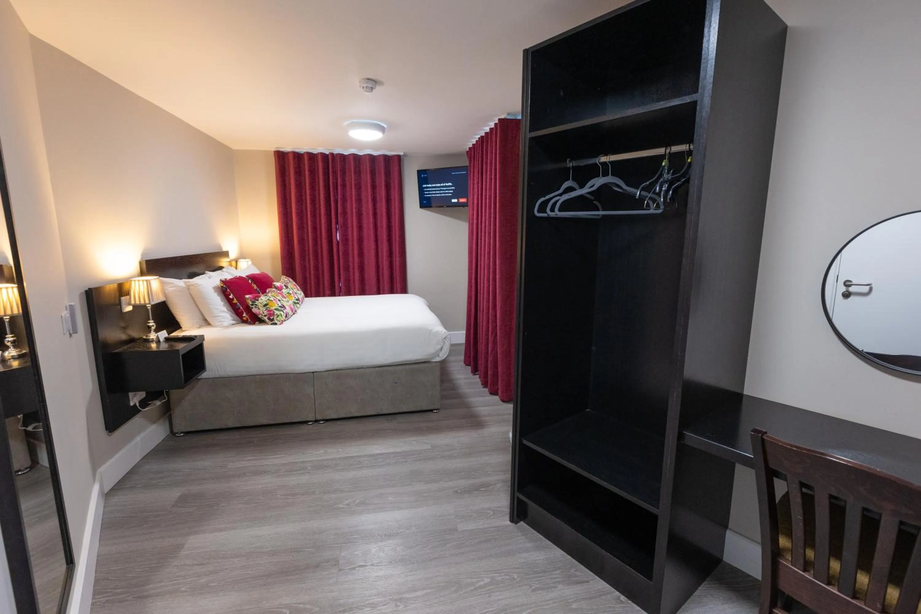 Bed in Behan's Horseshoe Bar & Restaurant