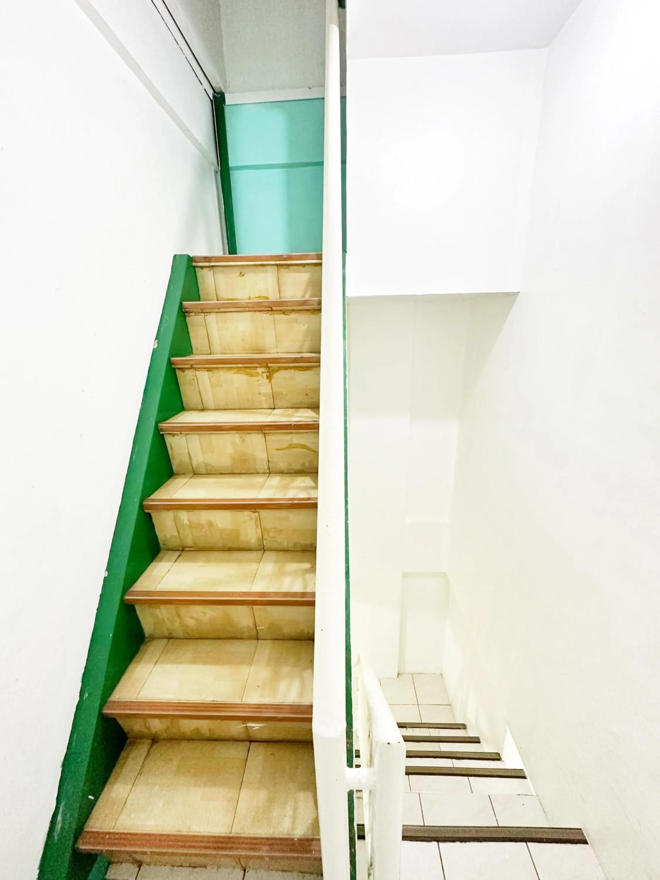 Backpackers Homestay - NomadsMNL