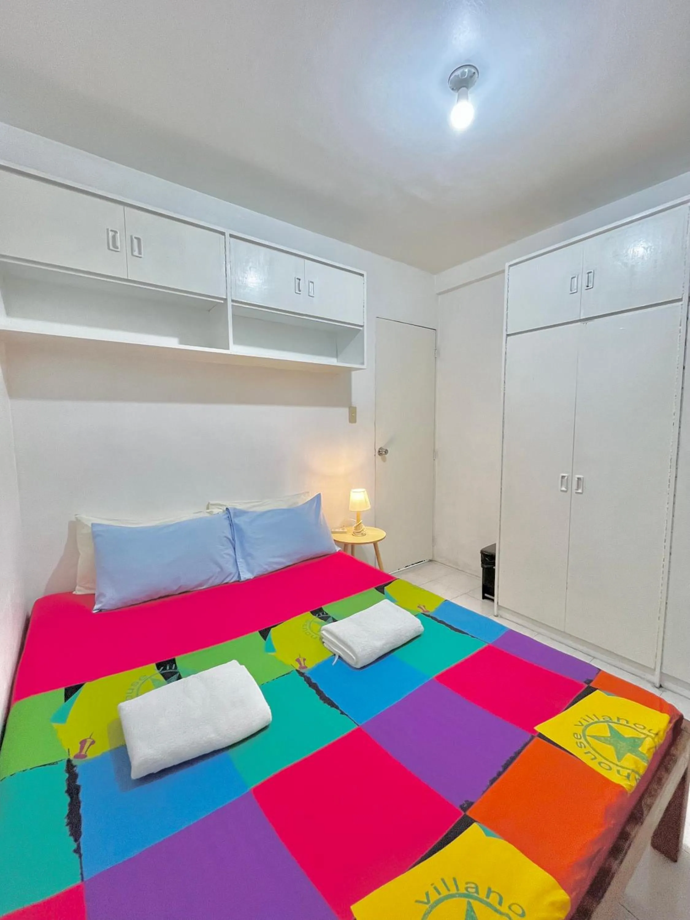 Bed in Nomads MNL Backpackers Homestay - near Airport