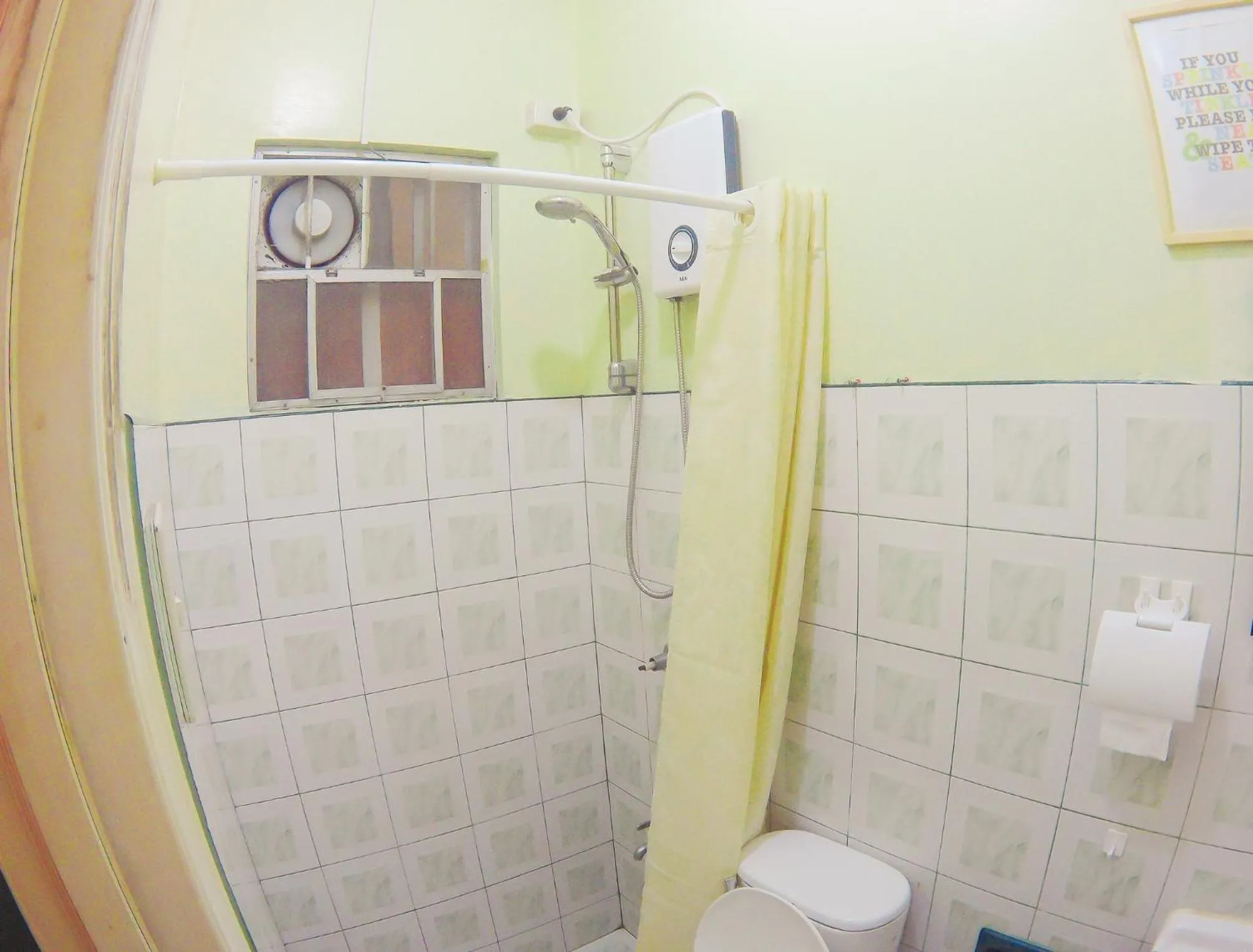 Backpackers Homestay - NomadsMNL